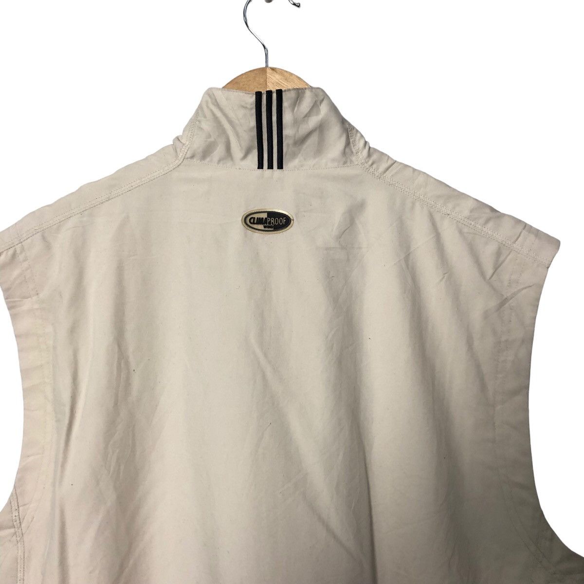 Adidas Vintage Adidas Embroidered Logo Zipper Ups Sleeveless Vest Size US L / EU 52-54 / 3 - 7 Thumbnail