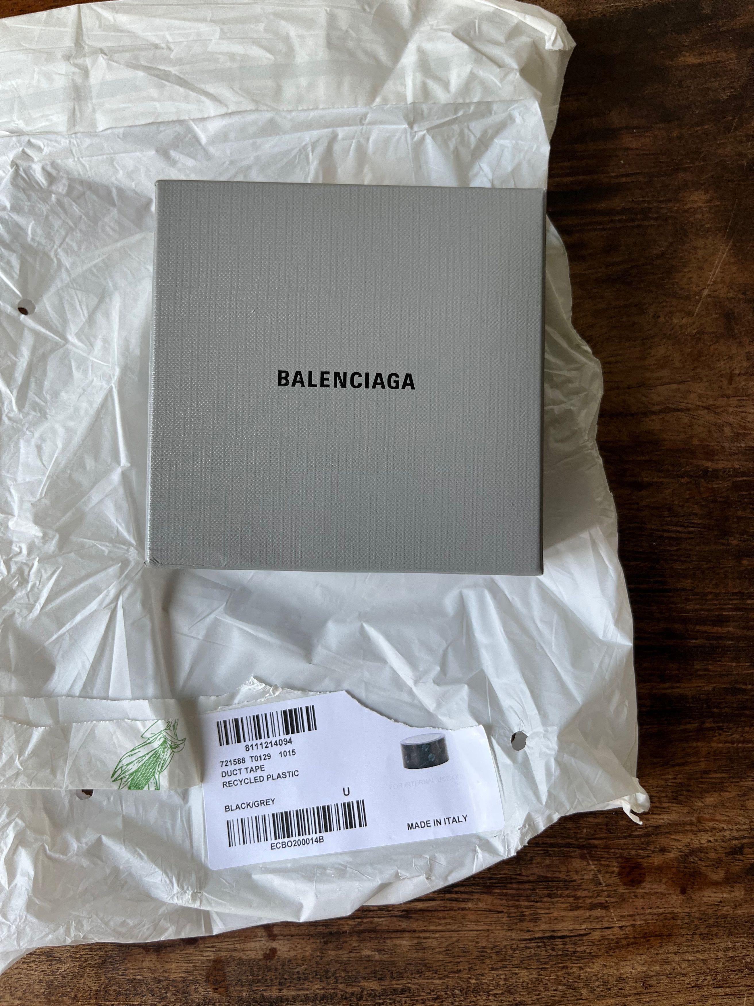 Balenciaga Balenciaga FW22 black packing tape object Size ONE SIZE - 4 Thumbnail