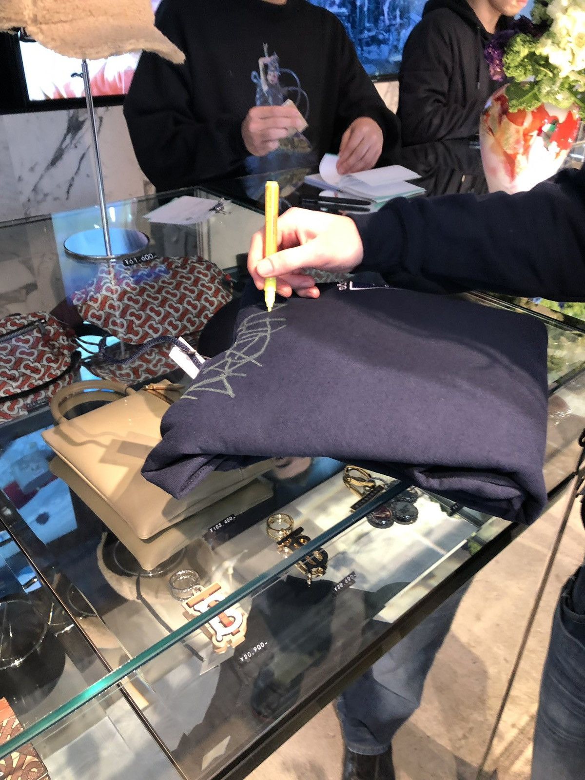 PHIRE WIRE PHIRE WIRE x Sad Boys Gear Drain Gang Bladee Signed Hoodie Size US XL / EU 56 / 4 - 1 Thumbnail