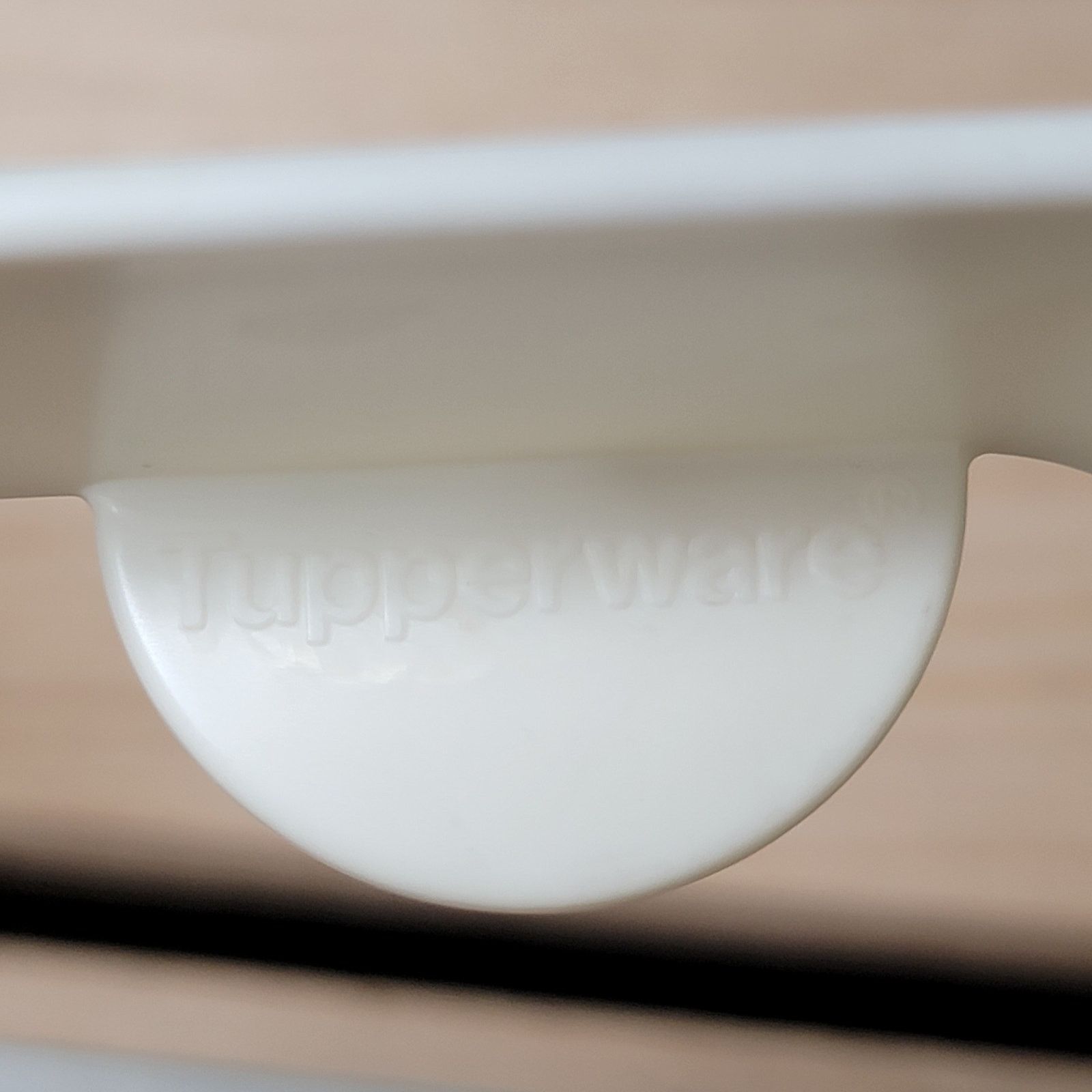 Other VINTAGE Tupperware Piece O' Pie Cake And Pastry Server Size ONE SIZE - 5 Thumbnail