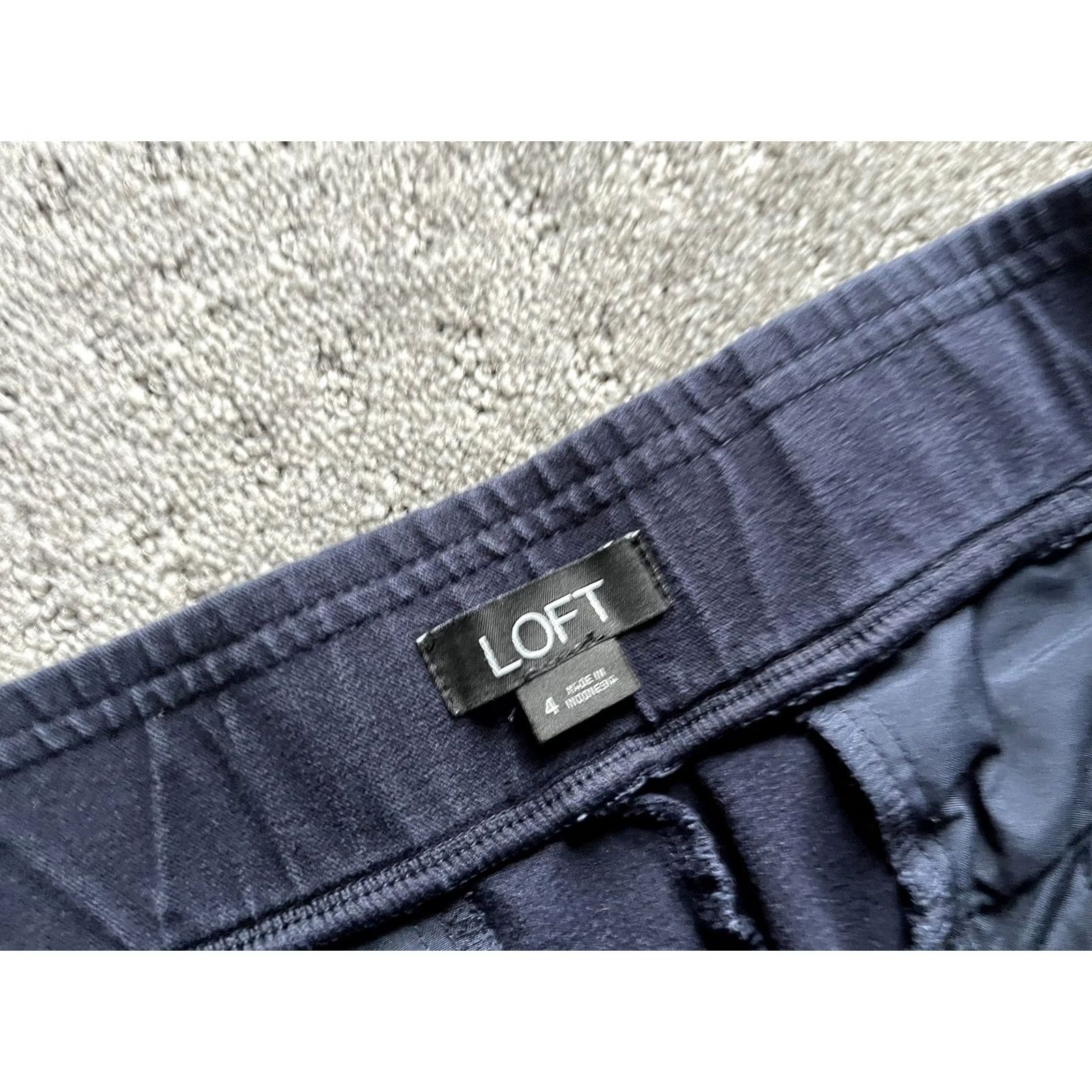 Loft Loft Navy Blue Crop Stretchy Dress Pants Women's Size 4 Cropped Flat Front Cotton Blend Waist 30 Inseam 26.5 Regular Mens Womens Girls Boys Size 27" / US 4 / IT 40 - 5 Thumbnail