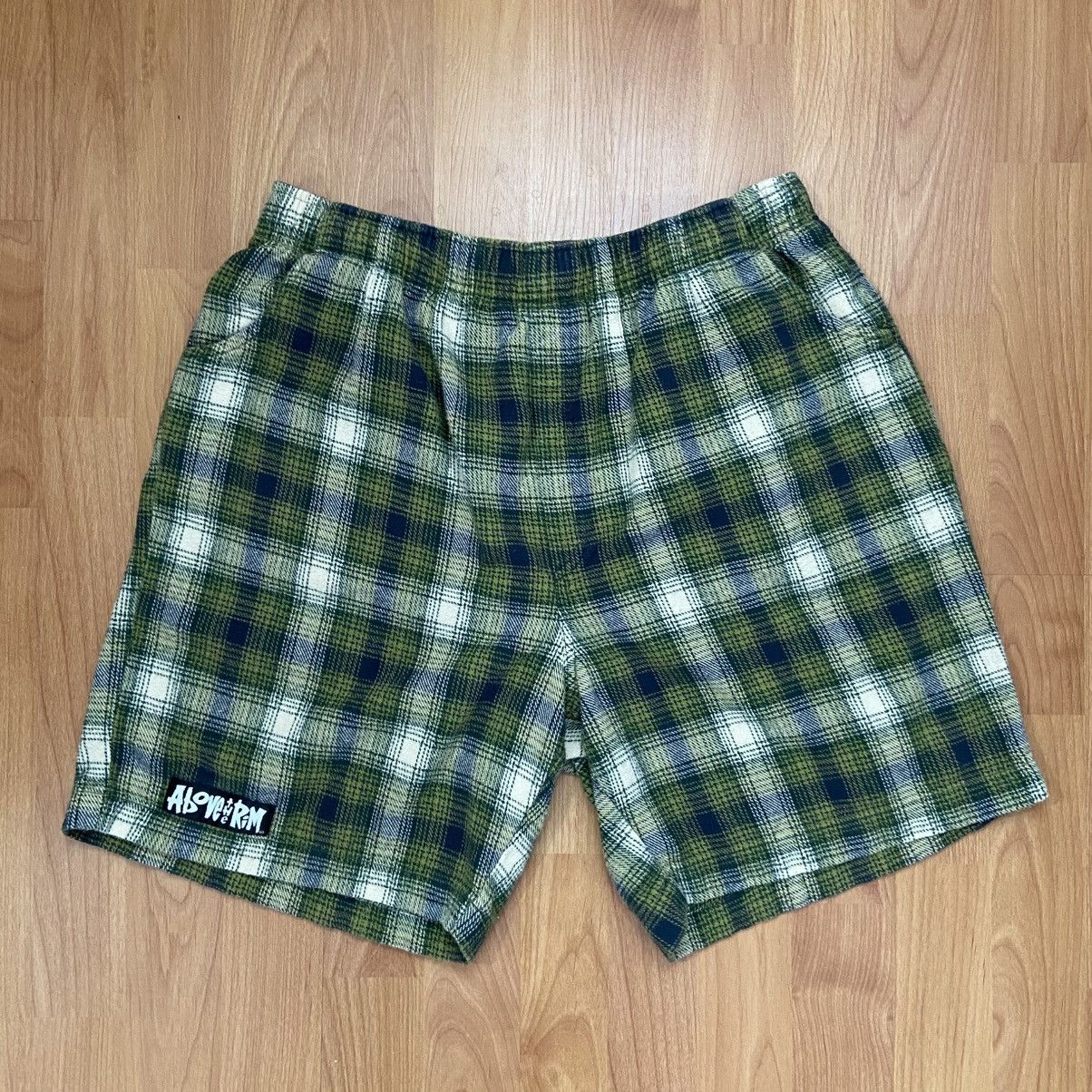Reebok × Vintage Vintage Reebok Men’s Above The Rim Logo Plaid Shorts Large Size US 36 / EU 52 - 1 Thumbnail