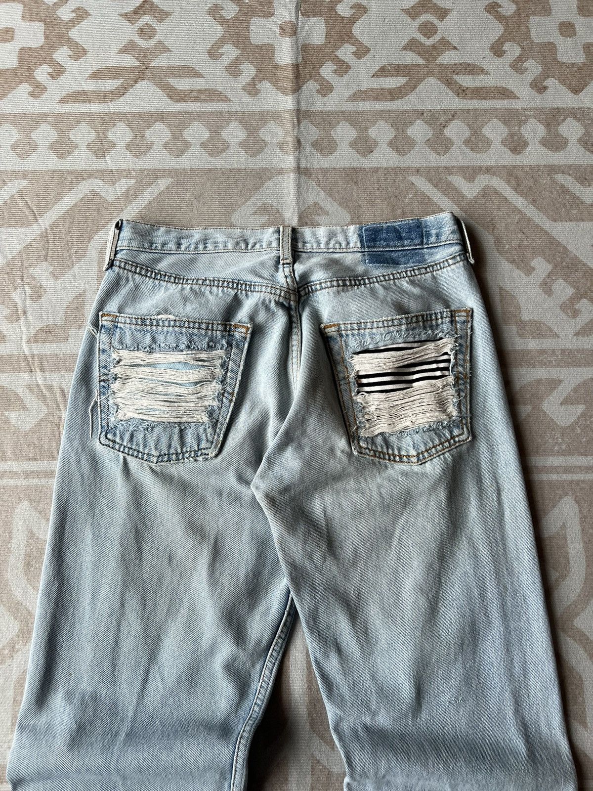 Levi's VINTAGE DISTRESSED KURT COBAIN JEANS Size US 30 / EU 46 - 8 Thumbnail