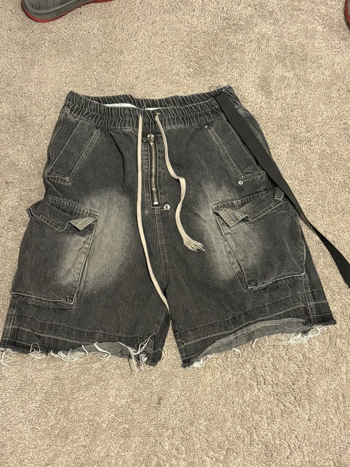 Japanese Brand Retro wide leg raw edge denim shorts Size US 32 / EU 48 - 1 Thumbnail