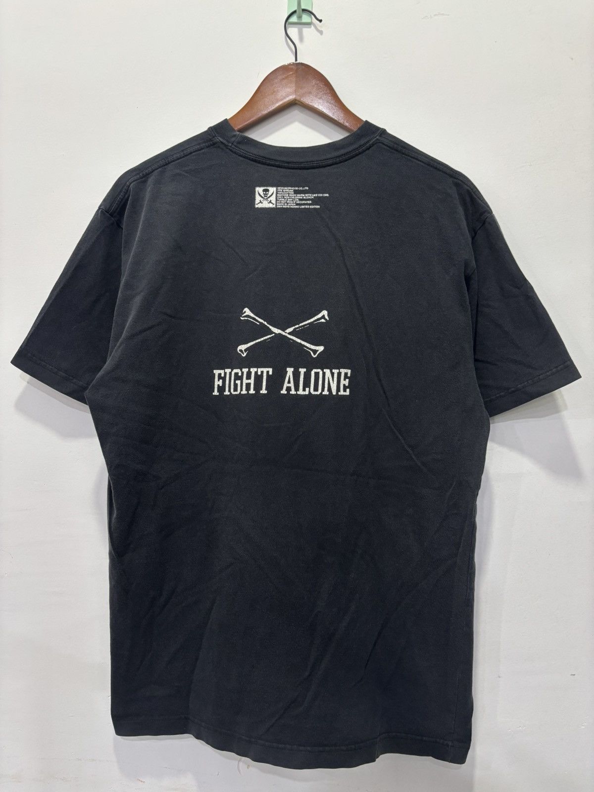 Neighborhood Neighborhood Fight Alone Tshirt Size US L / EU 52-54 / 3 - 2 Thumbnail