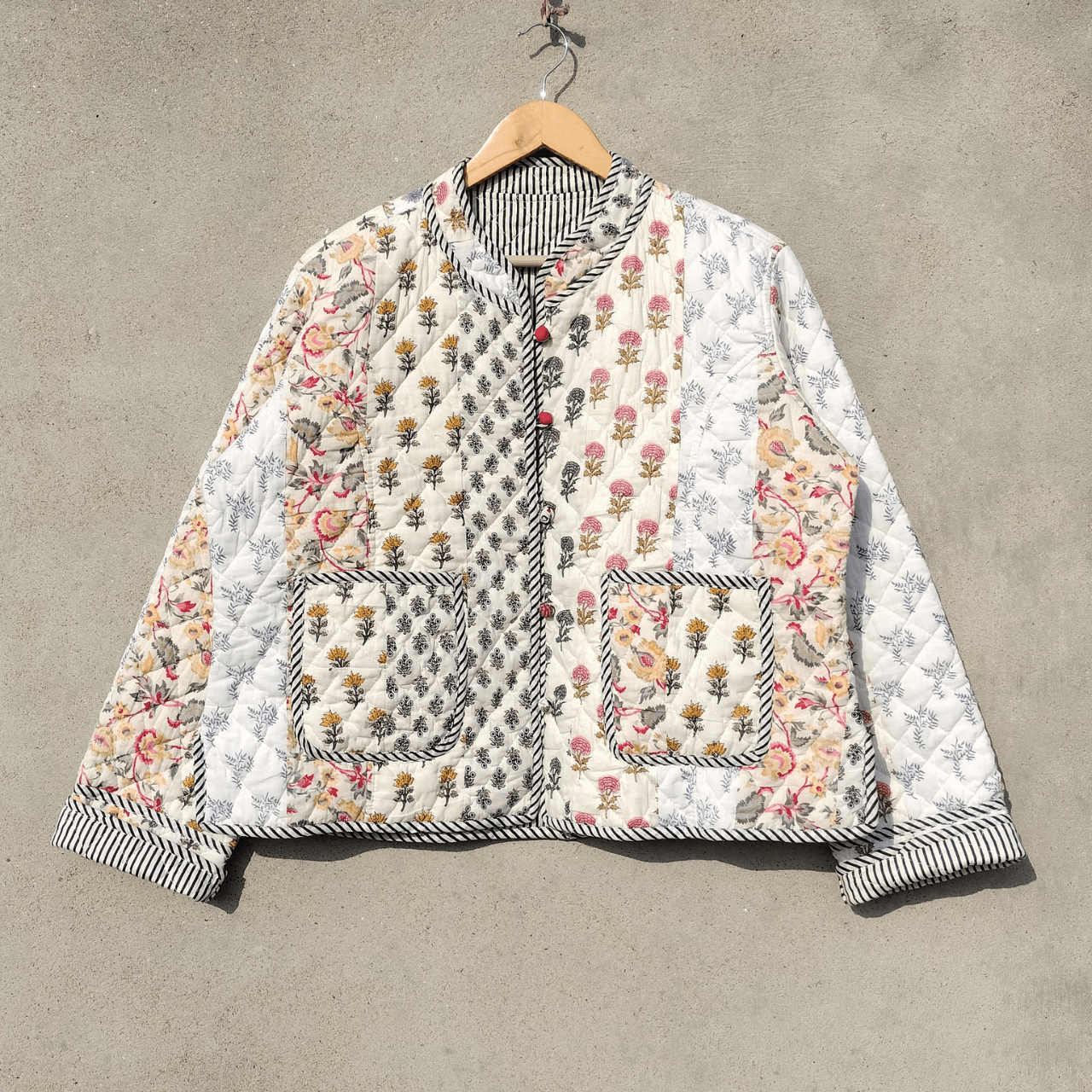 Handmade Vintage Quilted Jacket, Patchwork Handmade Jacket Short Coat Size S / US 4 / IT 40 - 1 Thumbnail