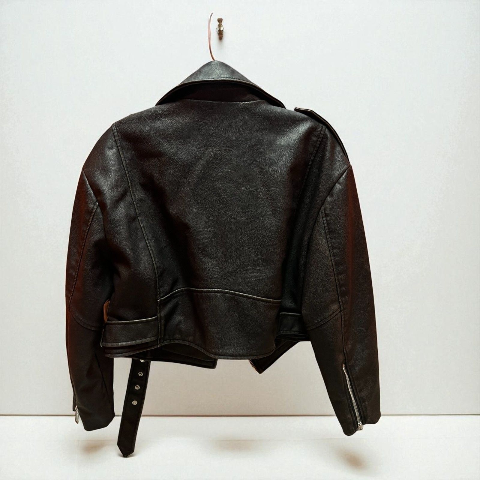 Zara Uber cool ZARA Fitted Motorcycle Biker Jacket in size Medium Size M / US 6-8 / IT 42-44 - 5 Thumbnail