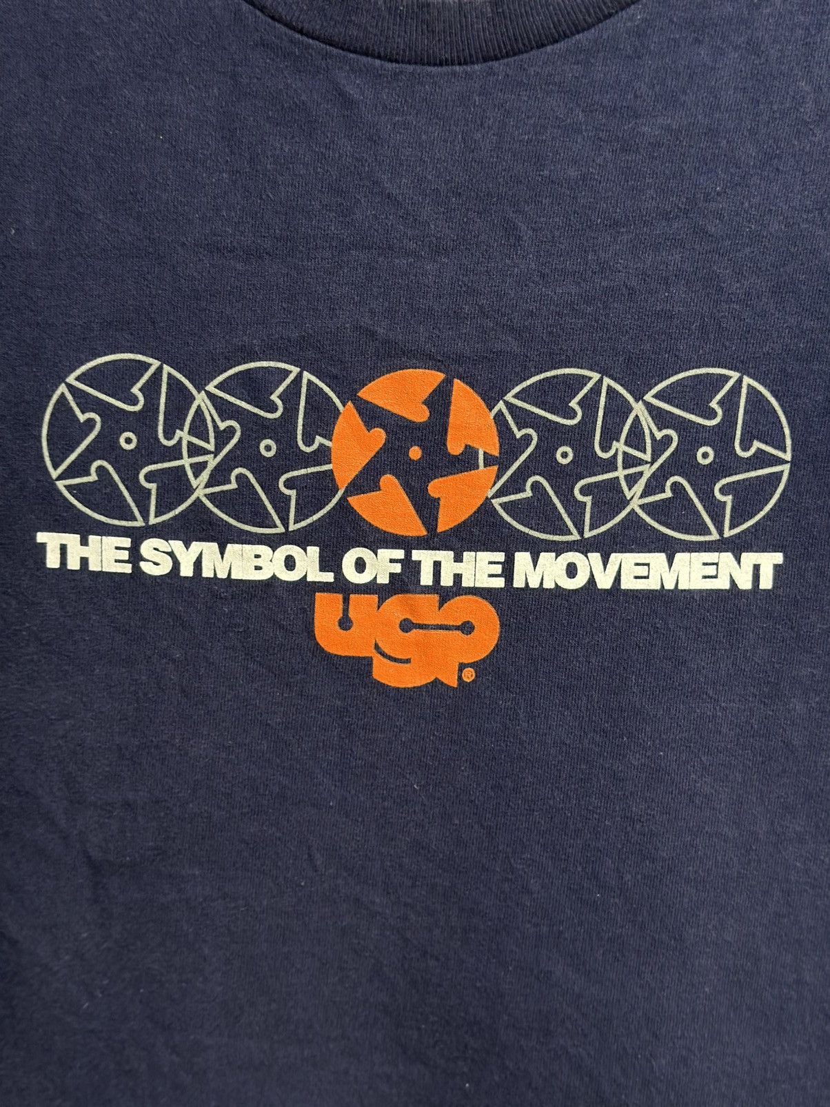 Japanese Brand × Vintage Vintage Ugp The Symbol Of The Movement Faded Tee Size US M / EU 48-50 / 2 - 2 Thumbnail