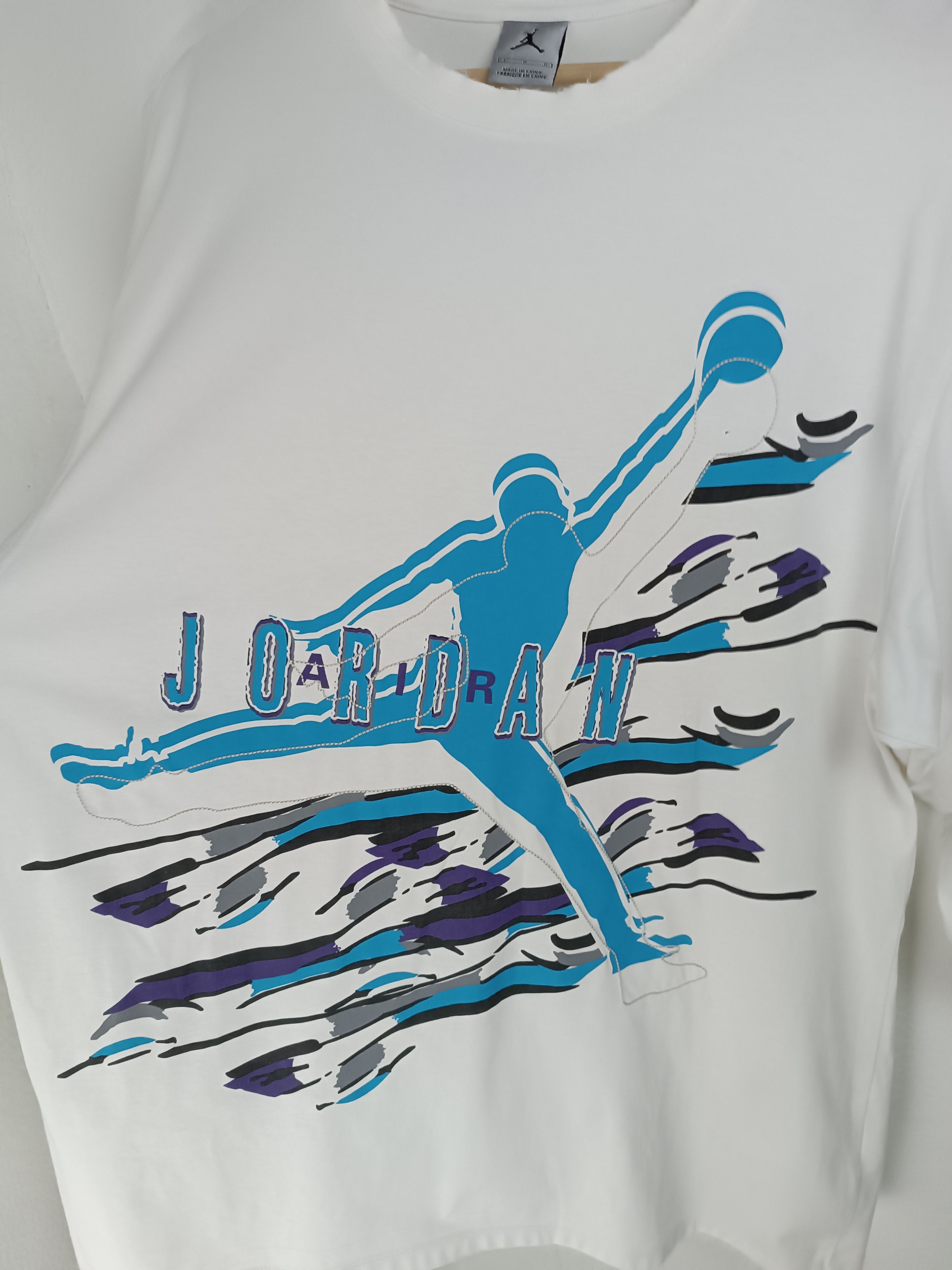 Jordan Brand VINTAGE AIR JORDAN DISTRESSED BIG LOGO JUMPMAN NIKE TEE Size US L / EU 52-54 / 3 - 10 Thumbnail