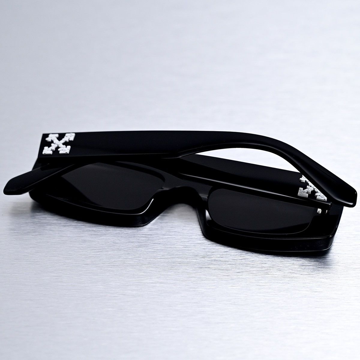 Off-White OFF WHITE ARTHUR SUNGLASSES Size 26 - 8 Thumbnail