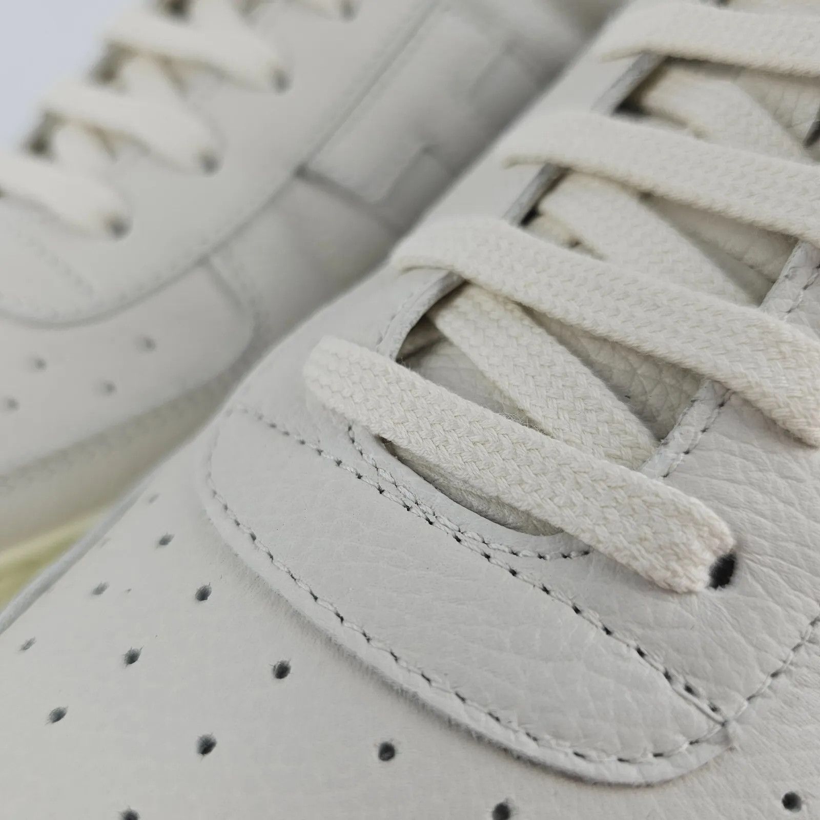 Tom Ford Tom Ford Radcliffe White Low Top Sneakers New Size US 12 / EU 45 - 3 Thumbnail