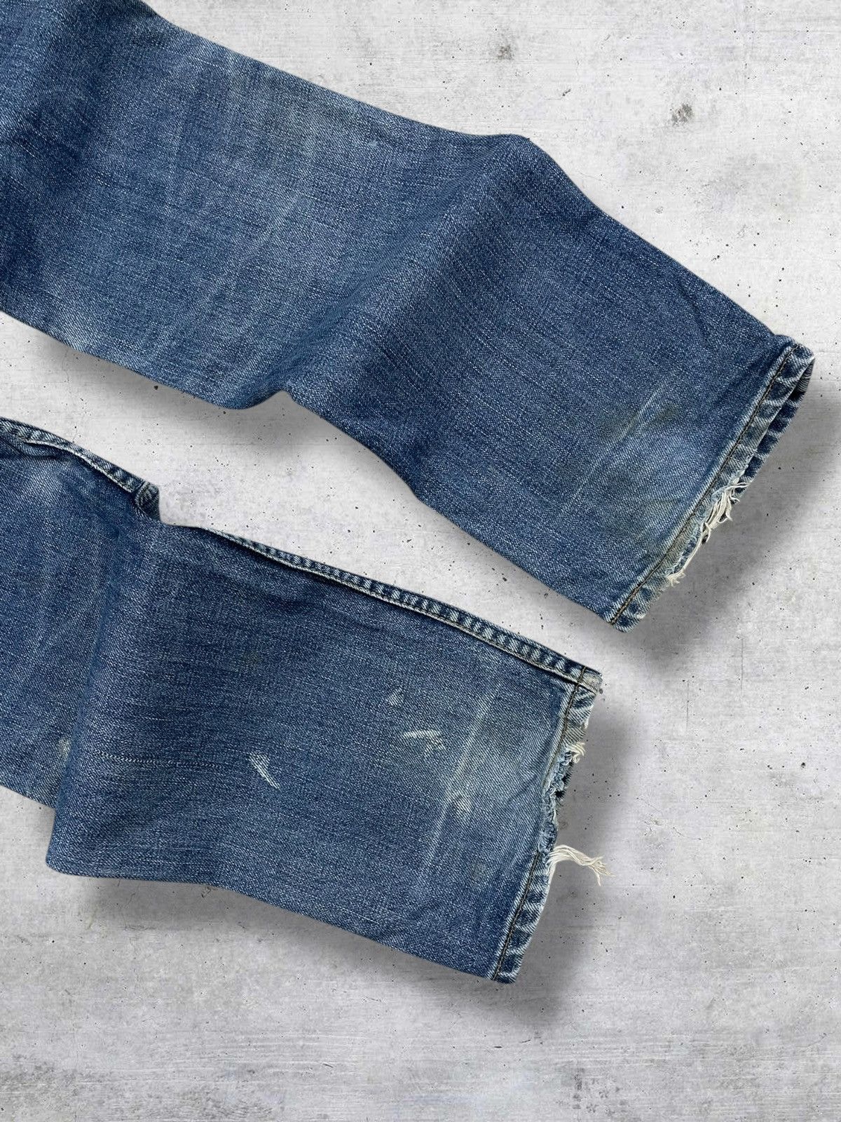 Levi's Vintage Clothing VINTAGE 501 LEVIS USA DESIGNER 90S OG OLD RIPPED MUD DENIM Size US 26 / EU 42 - 13 Thumbnail
