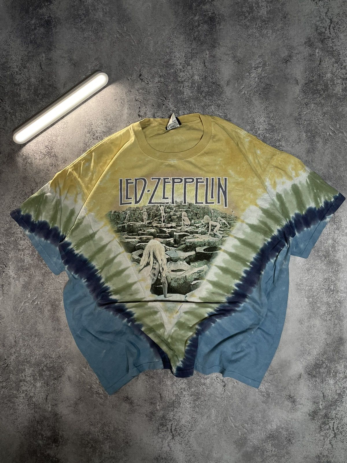 Led Zeppelin Houses Of The Holy Album Art T-Shirt - Officially Licensed Black Cotton Tee