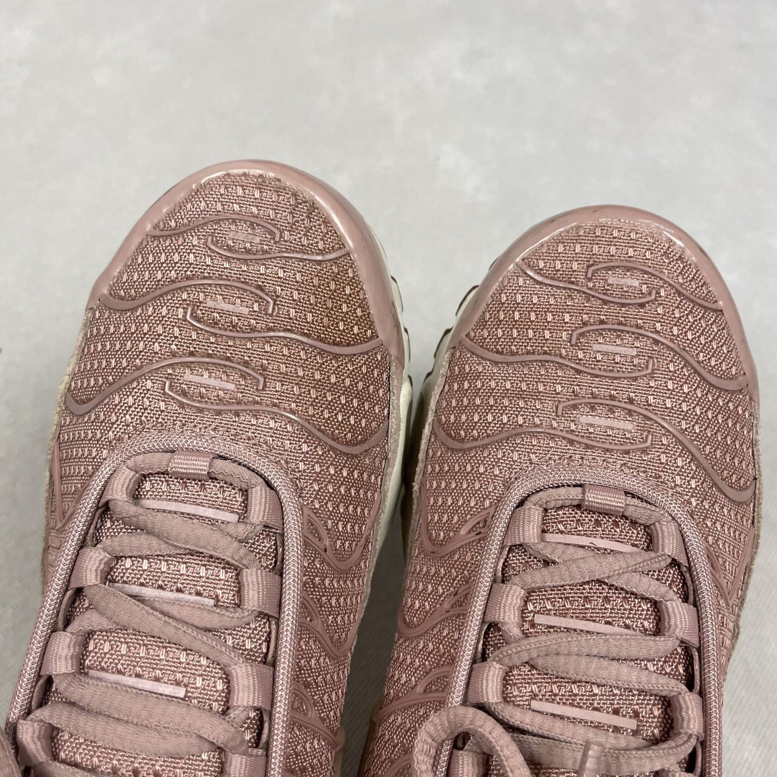 Nike Nike Air Max Plus 605112-603 Women's Particle Pink Shoes 6.5 Size US 6.5 / IT 36.5 - 6 Thumbnail