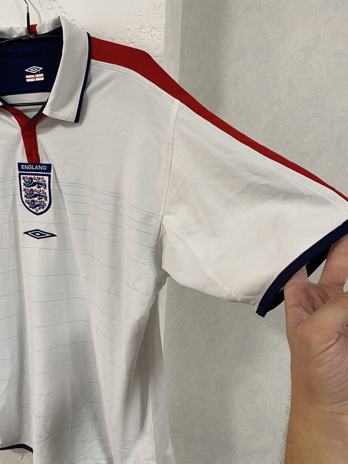 Umbro Umbro England 2003 Double Side Soccer Jersey Beckham Style L Size US L / EU 52-54 / 3 - 5 Thumbnail