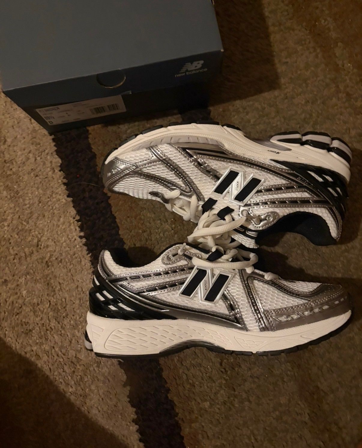 New Balance New balance white sliver 1906 Size US 9.5 / EU 42-43 - 6 Thumbnail