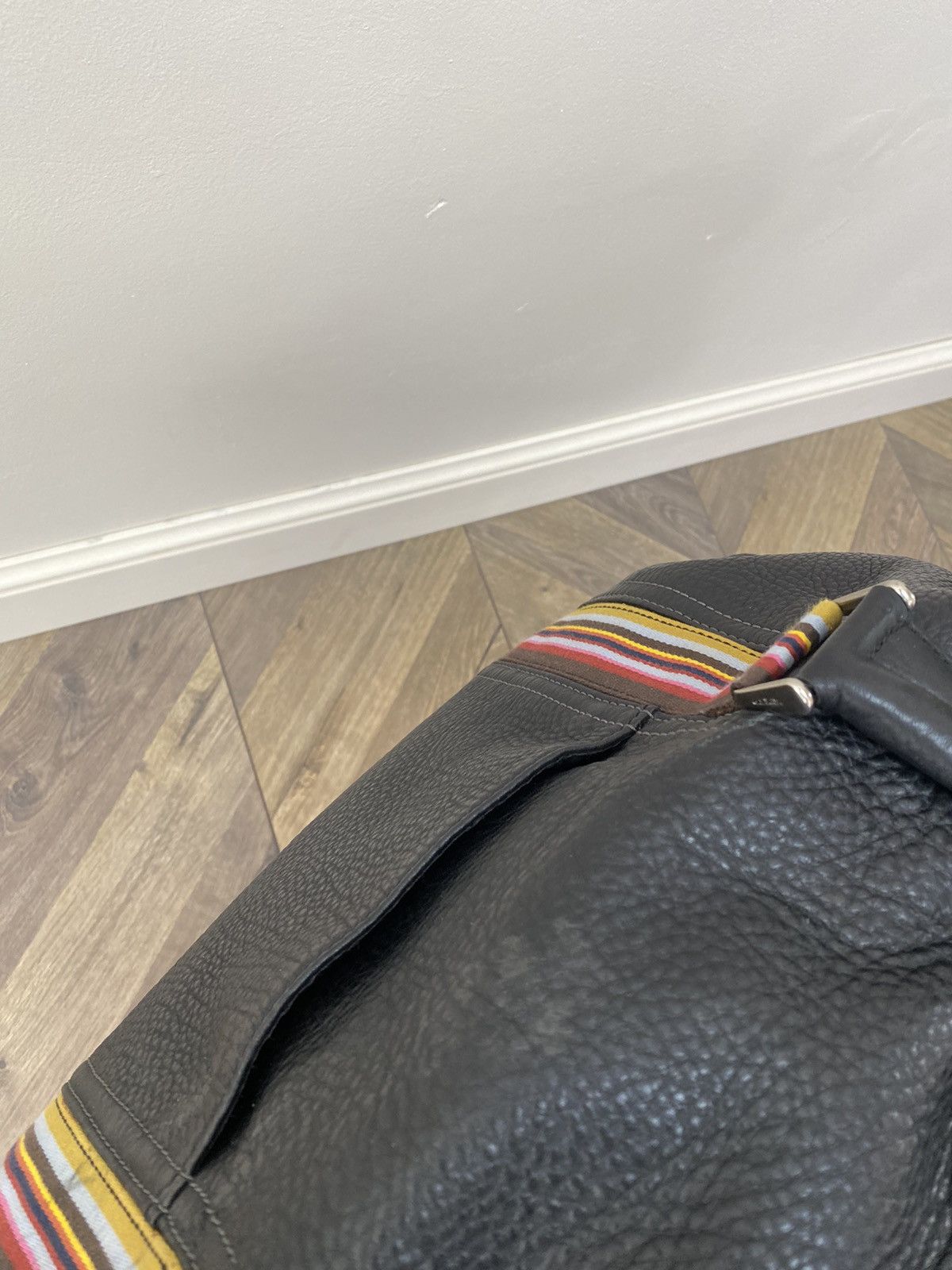 Paul Smith × Vintage Vintage Paul Smith Mainline Mens Black Cityweb Leather Bag Size ONE SIZE - 8 Thumbnail