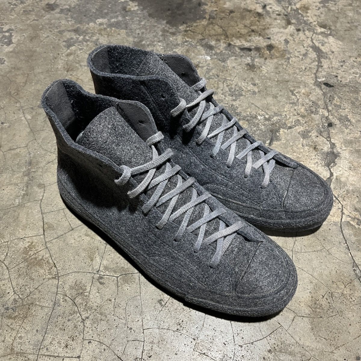 Converse × JW Anderson Converse JW Anderson Felt Grey Size US 8.5 / EU 41-42 - 1 Thumbnail