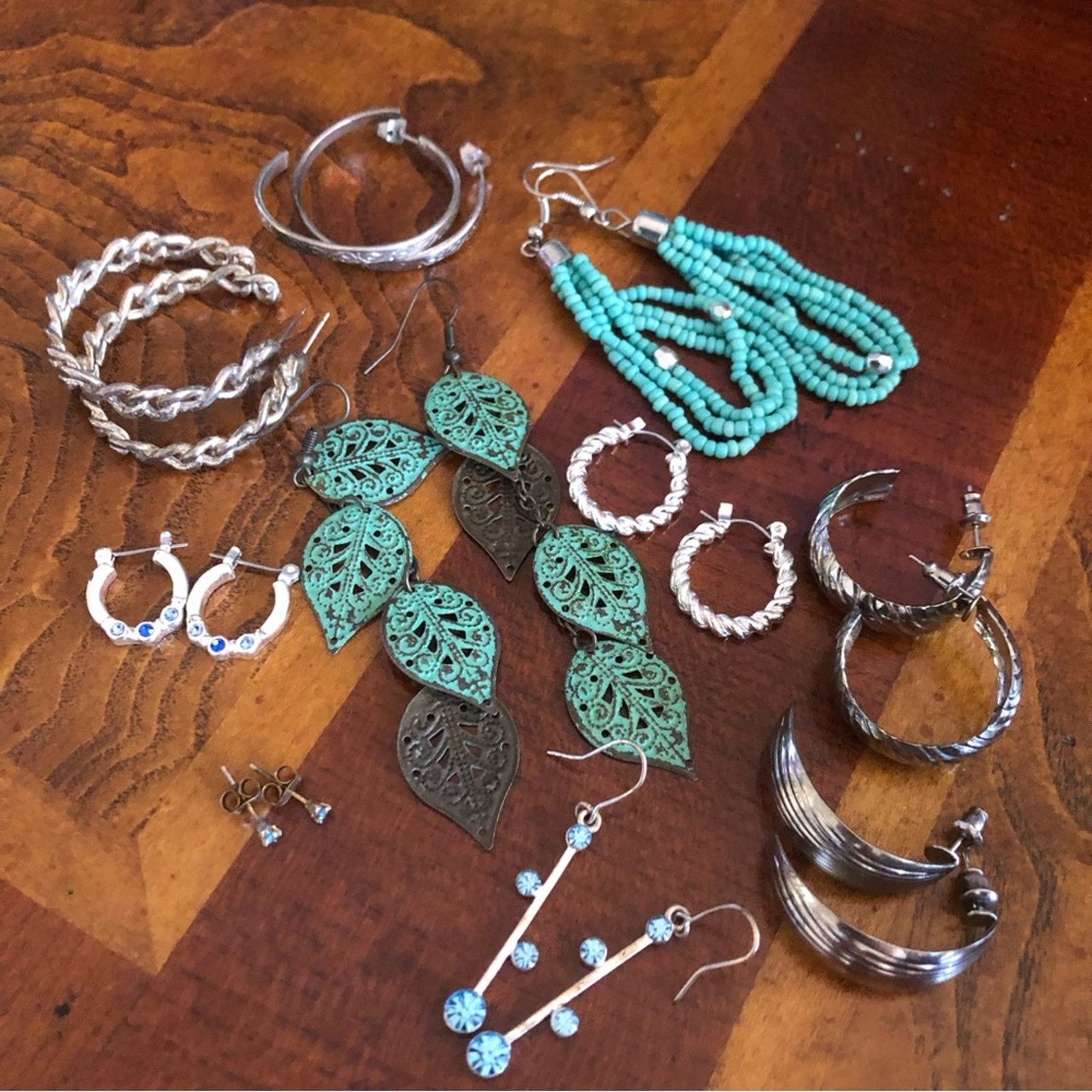 Vintage Lot of silver and blue tone pierced earring lot Size ONE SIZE - 1 Thumbnail