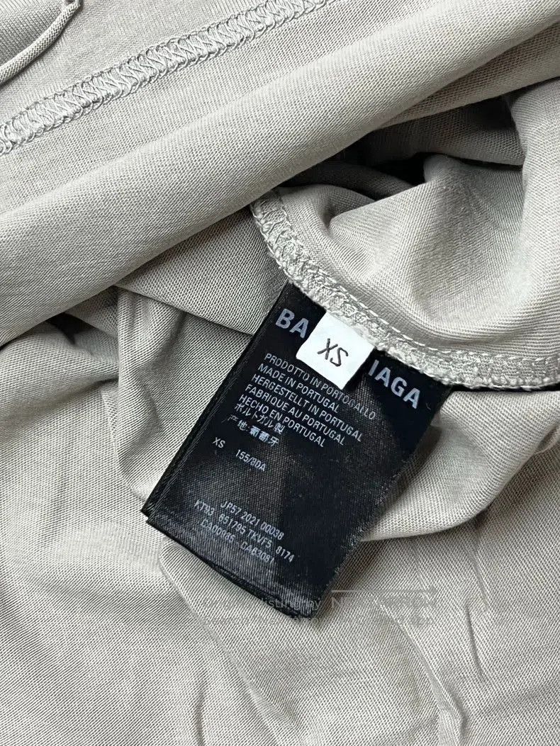 Balenciaga Balenciaga Gray Distressed Short Sleeve Tee. Size US XS / EU 42 / 0 - 5 Thumbnail