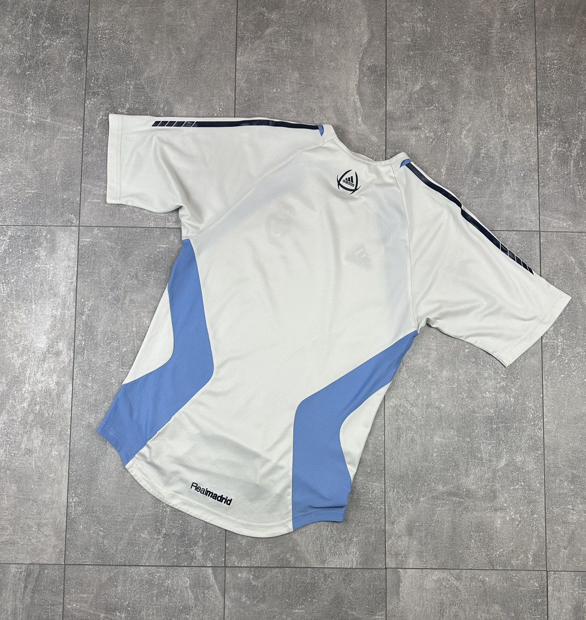 Adidas Adidas Real Madrid 2005/6 Home Training Soccer Jersey Size US S / EU 44-46 / 1 - 11 Thumbnail