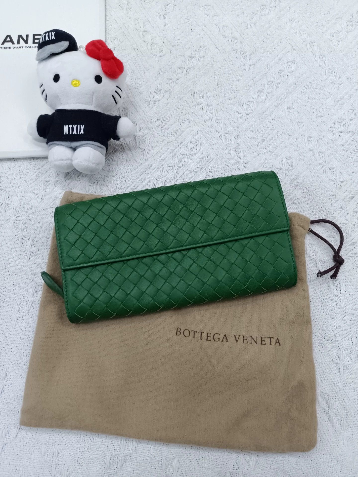 Bottega Veneta BOTTEGA VENETA Woven Green Clutch 19x9.5 Dust Bag Size ONE SIZE - 1 Thumbnail