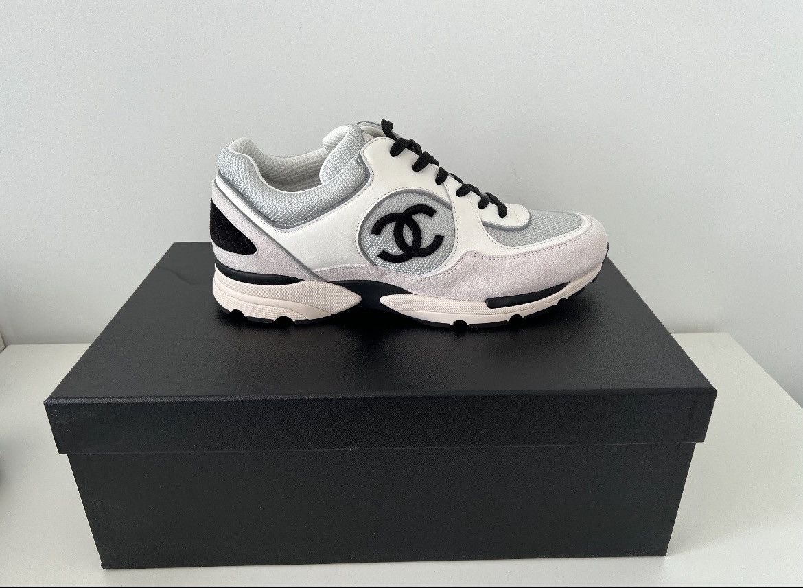Chanel Chanel Low Top Men Trainer Size US 10 / EU 43 - 1 Thumbnail