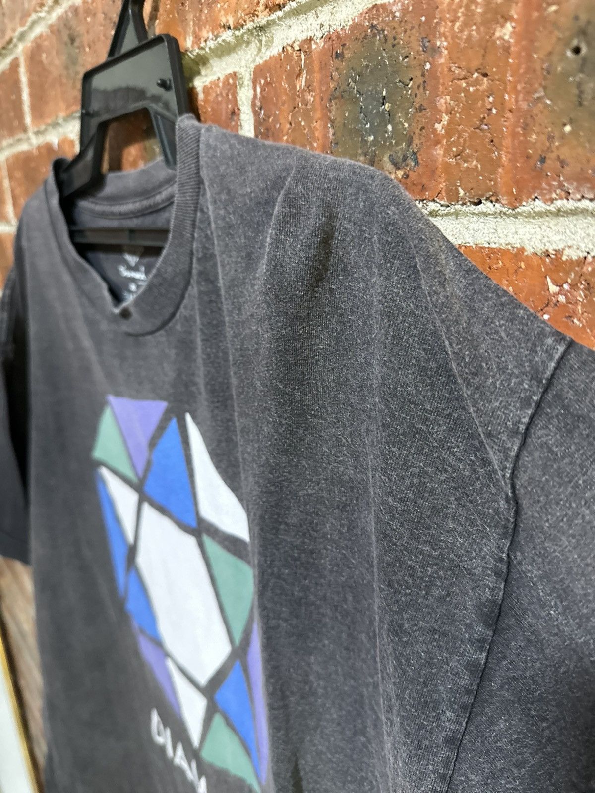 Diamond Supply Co. Thrashed Vintage Diamond Supply Co Faded Tee Size US XL / EU 56 / 4 - 7 Thumbnail