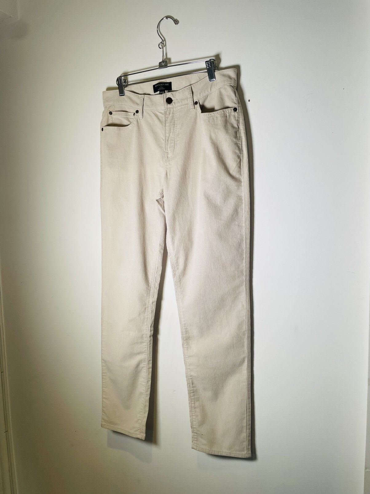 Banana Republic Banana Republic Slim Fit Corduroy Pants 30x30 Cream / Beige Size US 30 / EU 46 - 3 Thumbnail