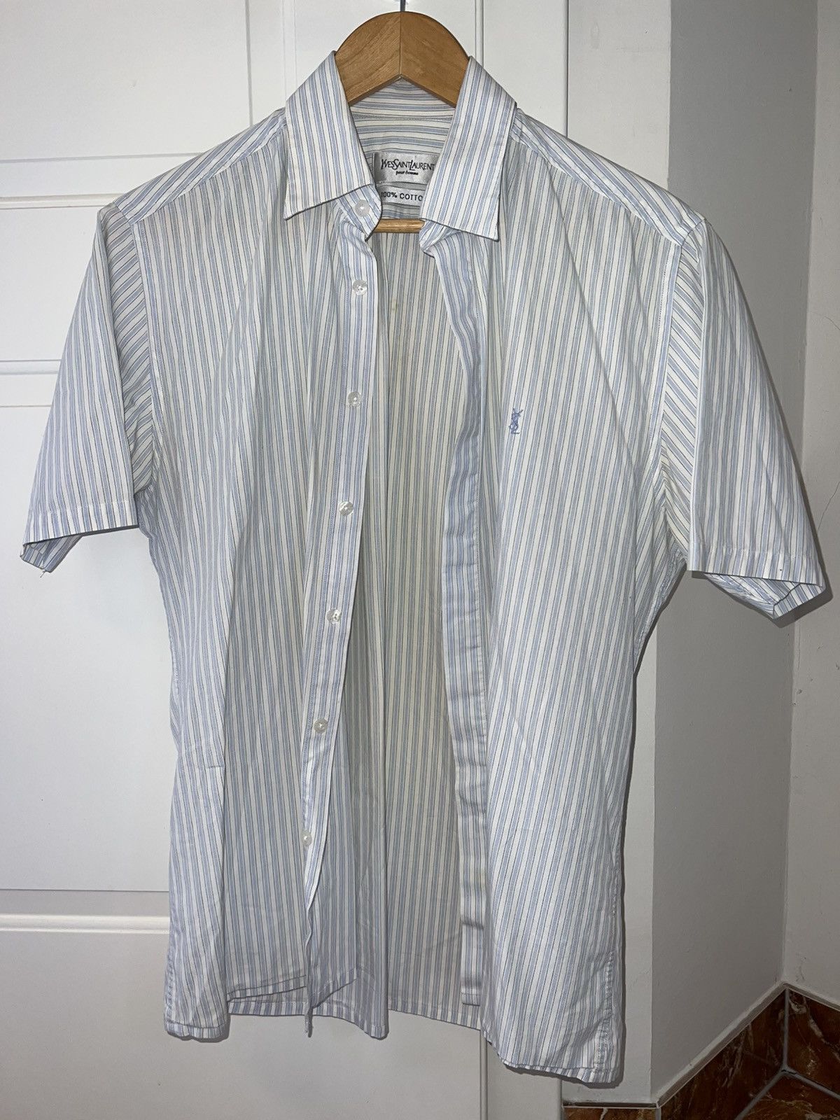 Yves Saint Laurent YSL Yves Saint Laurent Short Sleeve Shirt Logo Size M Size US M / EU 48-50 / 2 - 6 Thumbnail