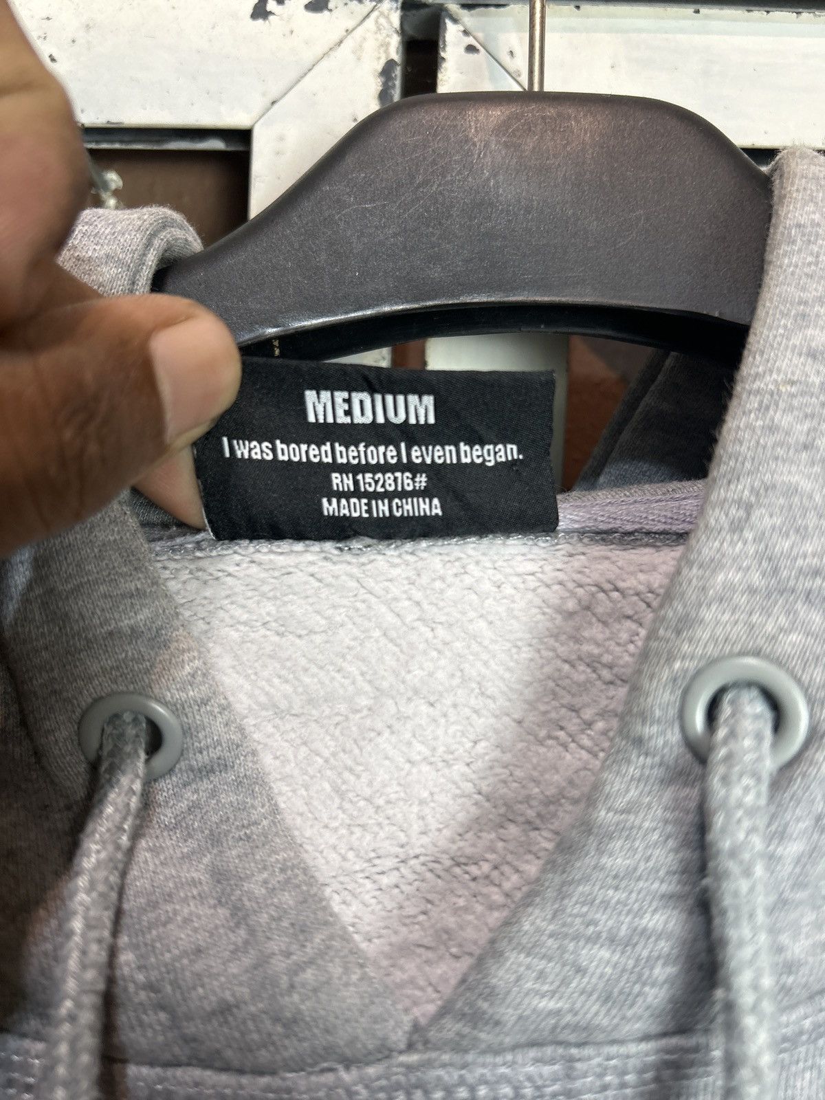 Pleasures Pleasures split color hoodie Size US M / EU 48-50 / 2 - 8 Thumbnail