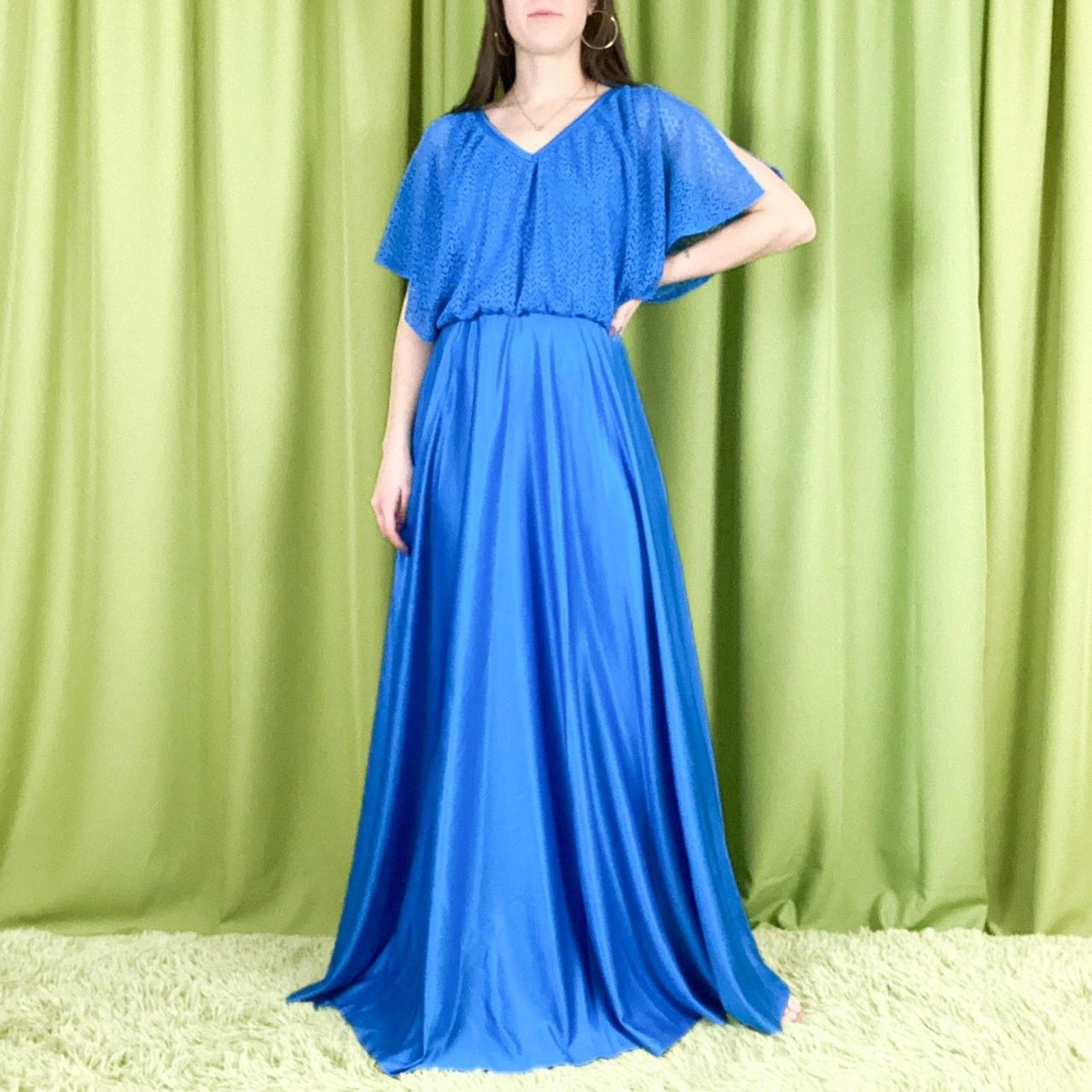 Vintage 80s Vintage Royal Blue Crochet Top Bat Wing Sleeve Maxi Gown Size M / US 6-8 / IT 42-44 - 1 Thumbnail