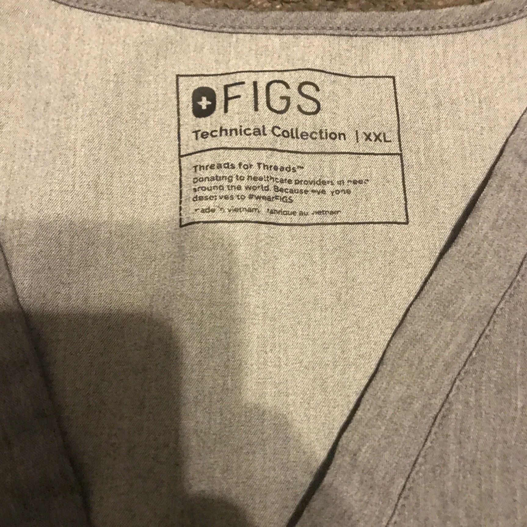 Vintage FIGS Scrub Top Gray 2XL Women's Technical Collection Solid Polyester blend Medical Shirt Womens Size XXL / US 16-18 / IT 52-54 - 3 Thumbnail
