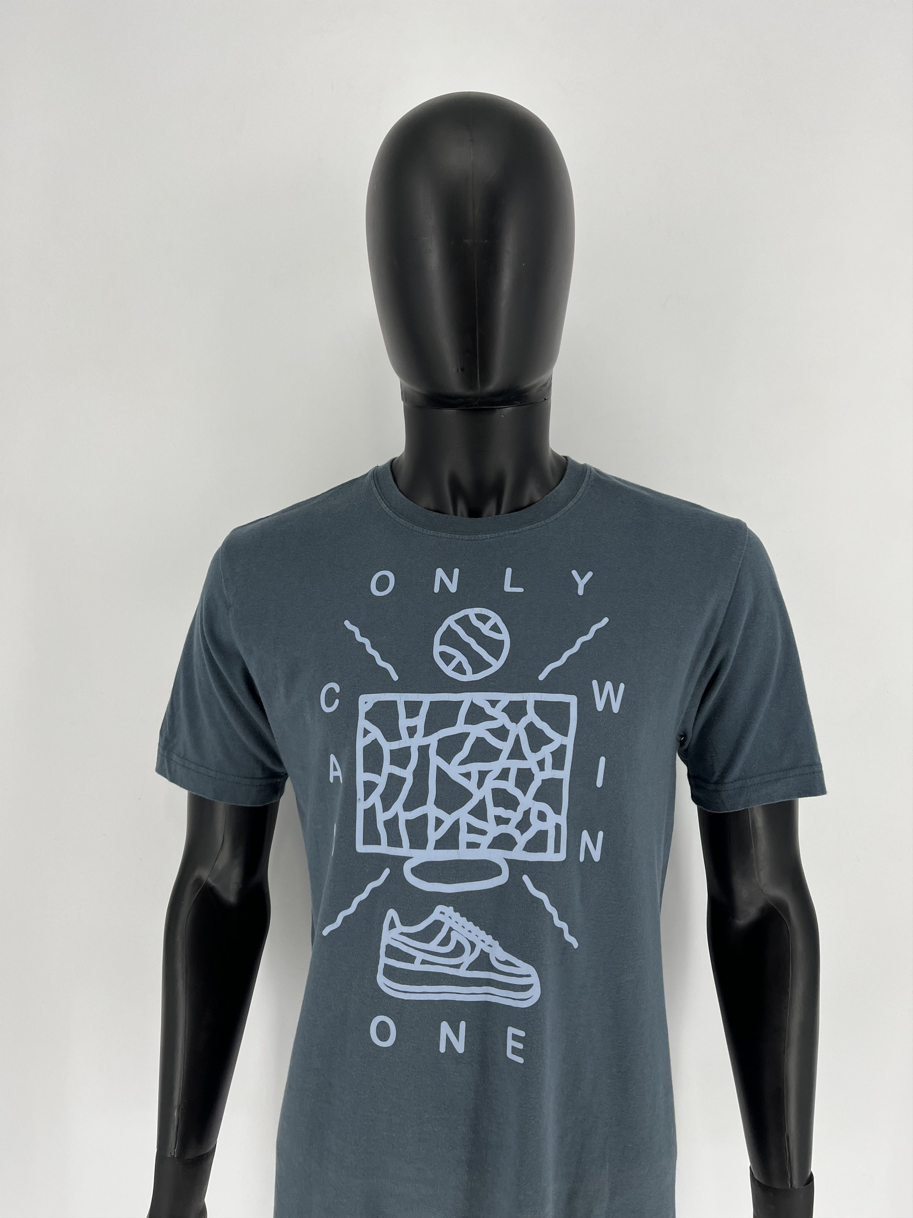 Nike Vintage Y2K Nike T-Shirt Streetwear Size US M / EU 48-50 / 2 - 1 Thumbnail