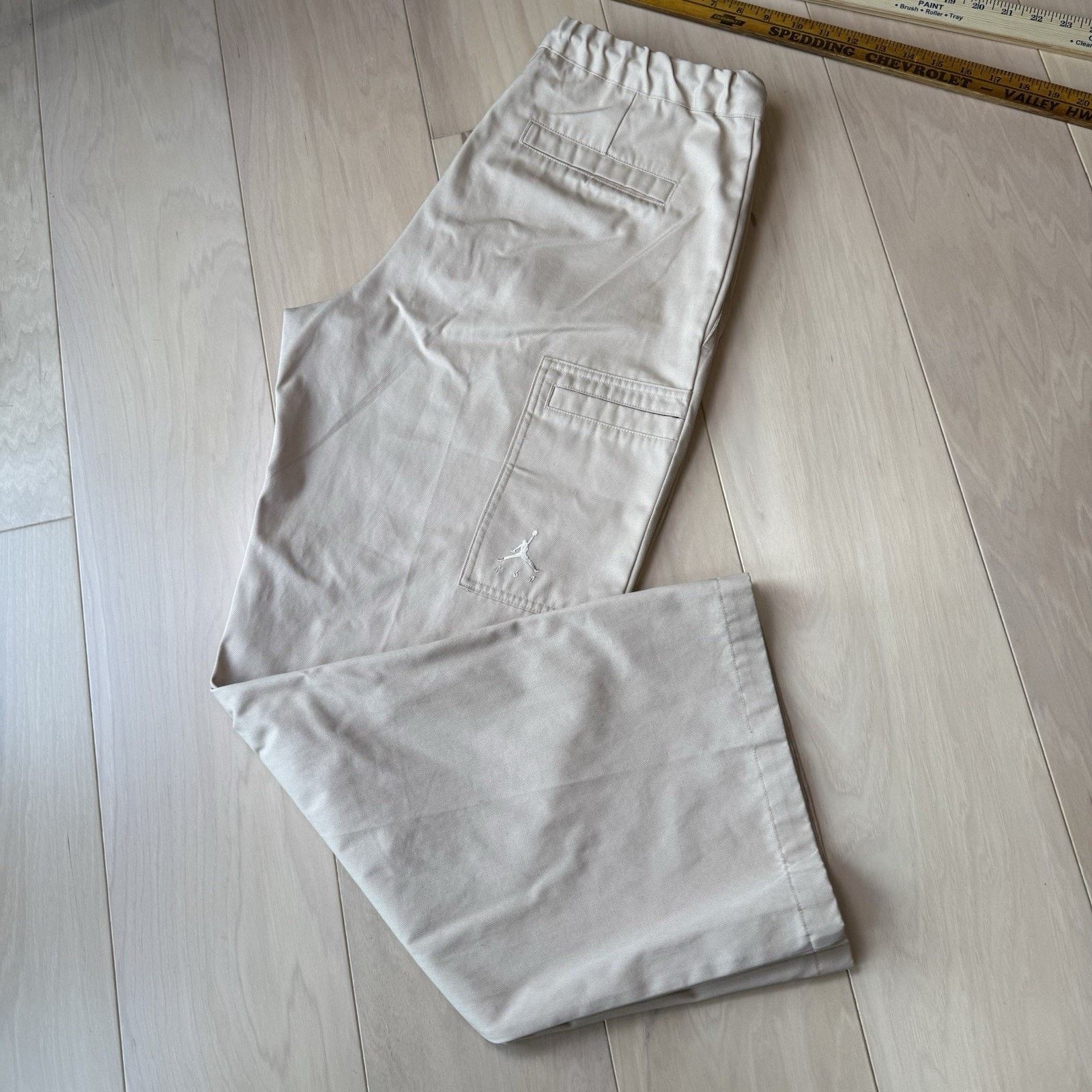 Jordan Brand Air Jordan J Balvin Woven Trousers Medium Bio Beige Cargo Size US 31 - 11 Thumbnail