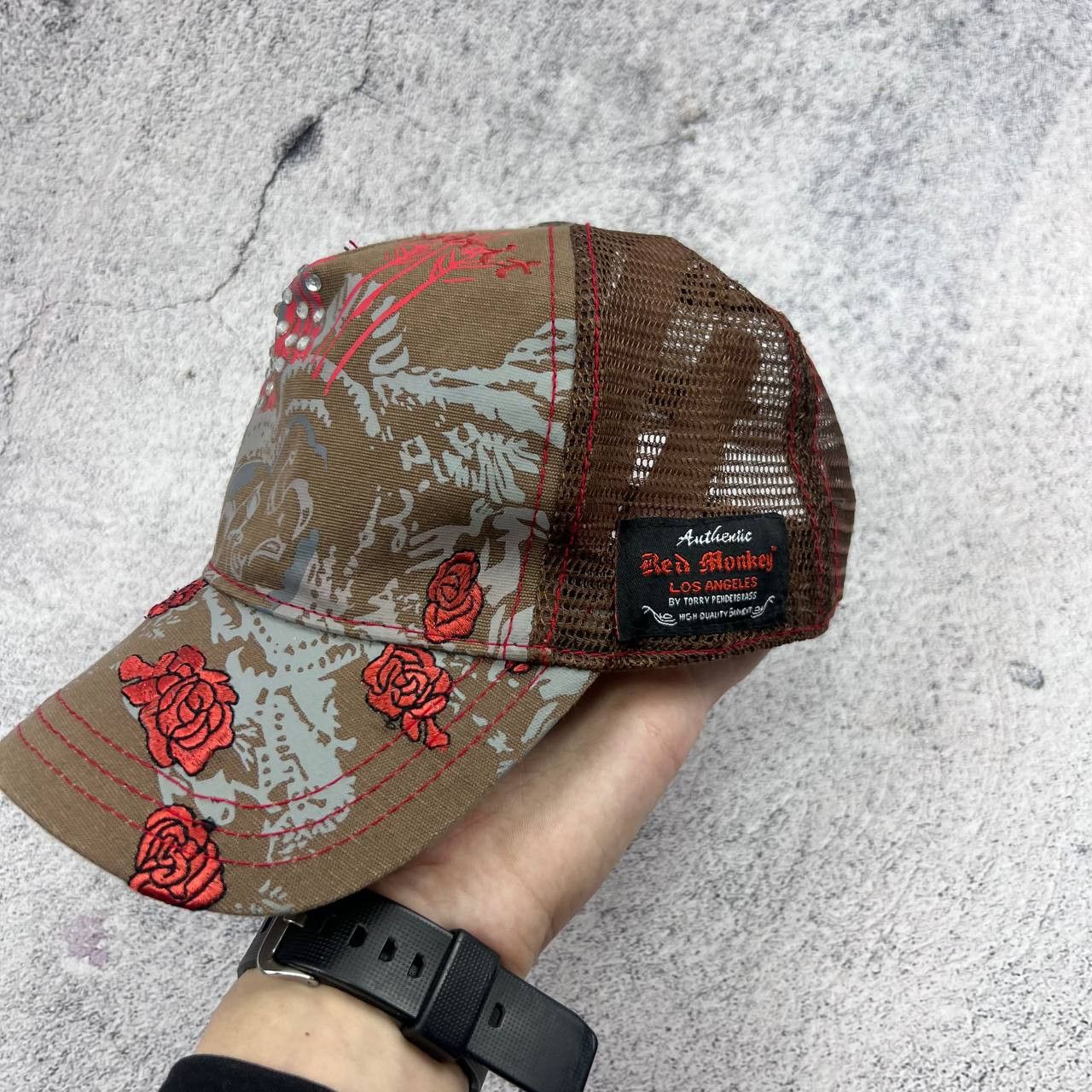 MLB × RMC Jeans Red Monkey Los Angeles Trucker Cap Size ONE SIZE - 2 Thumbnail