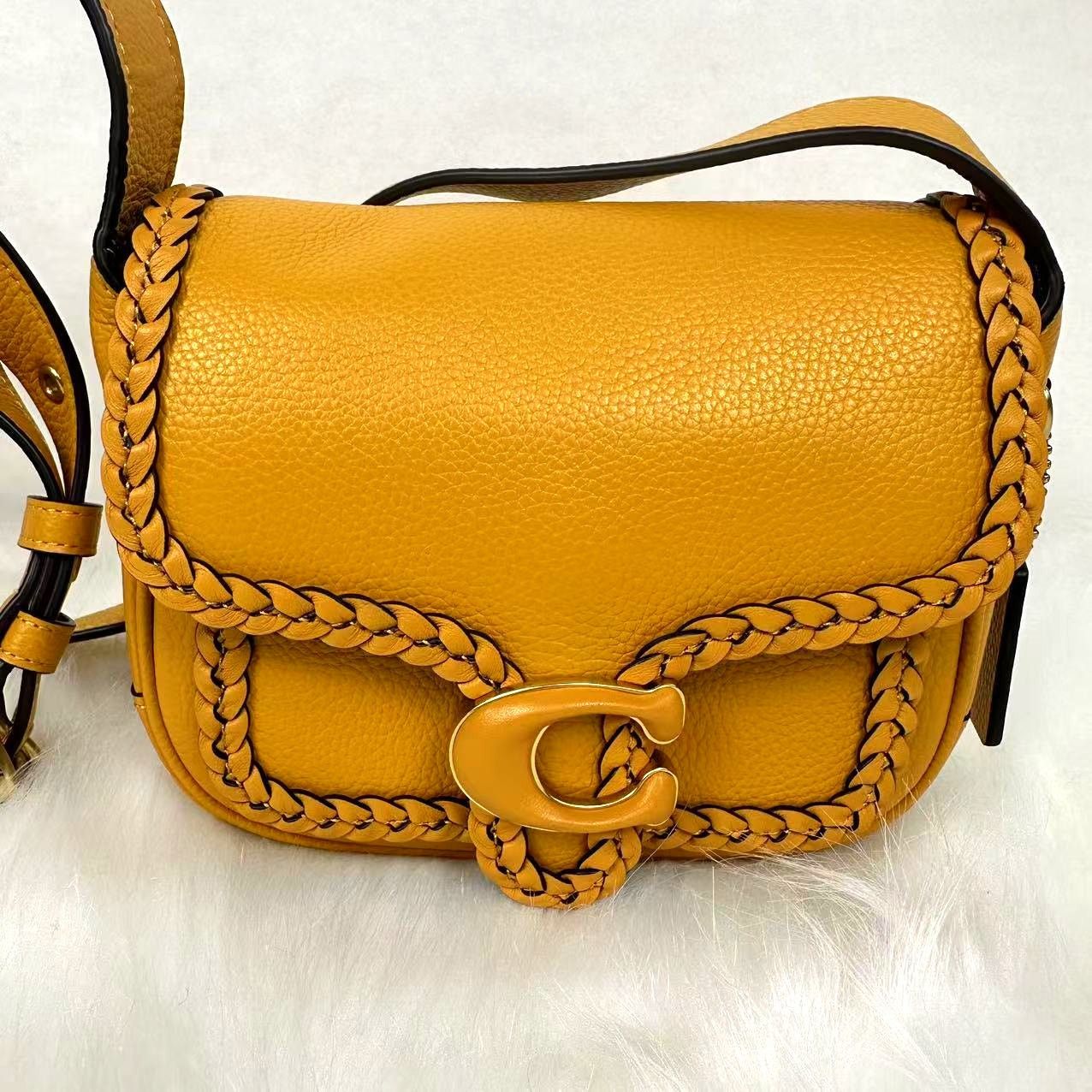 Coach Coach Tabby Leather xbody Messenger 19 Braid Buttercup NWT Size ONE SIZE - 2 Thumbnail