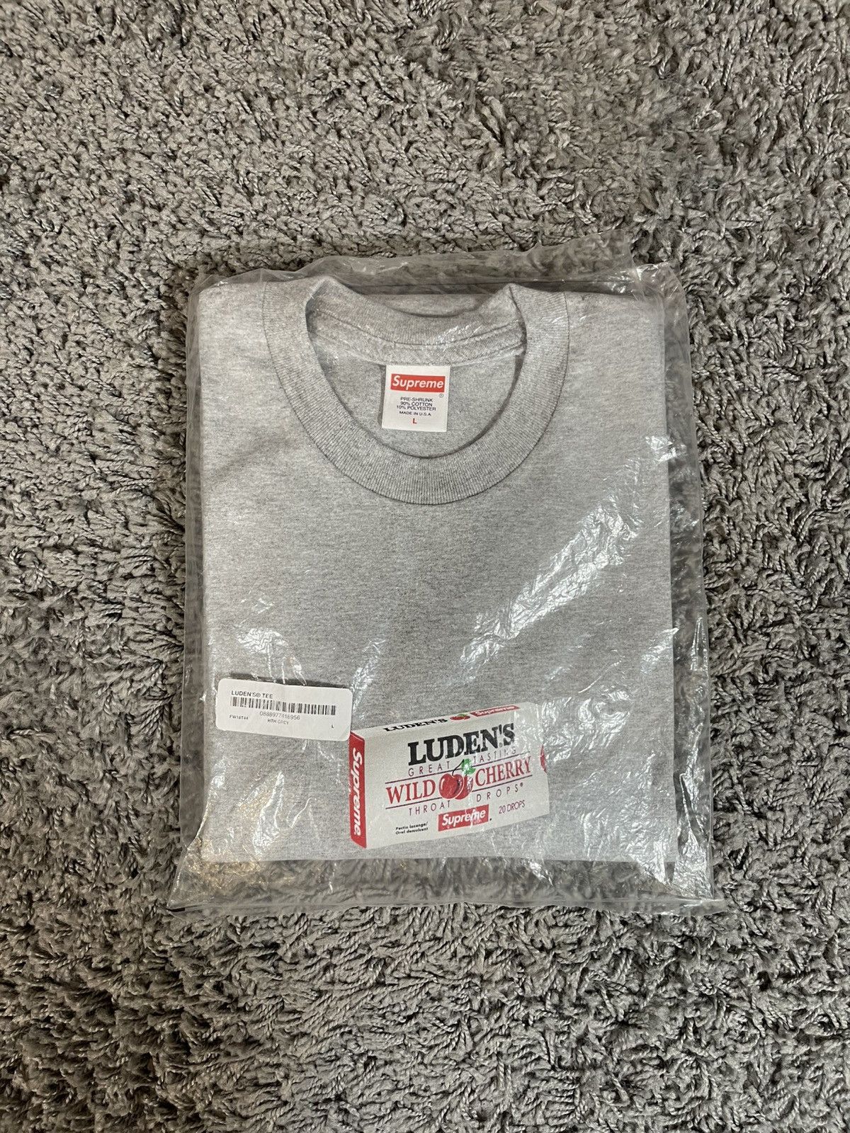 Supreme 2018FW Supreme Luden’s Cherry Candy Throat Drops Tee Grey Size US L / EU 52-54 / 3 - 3 Thumbnail