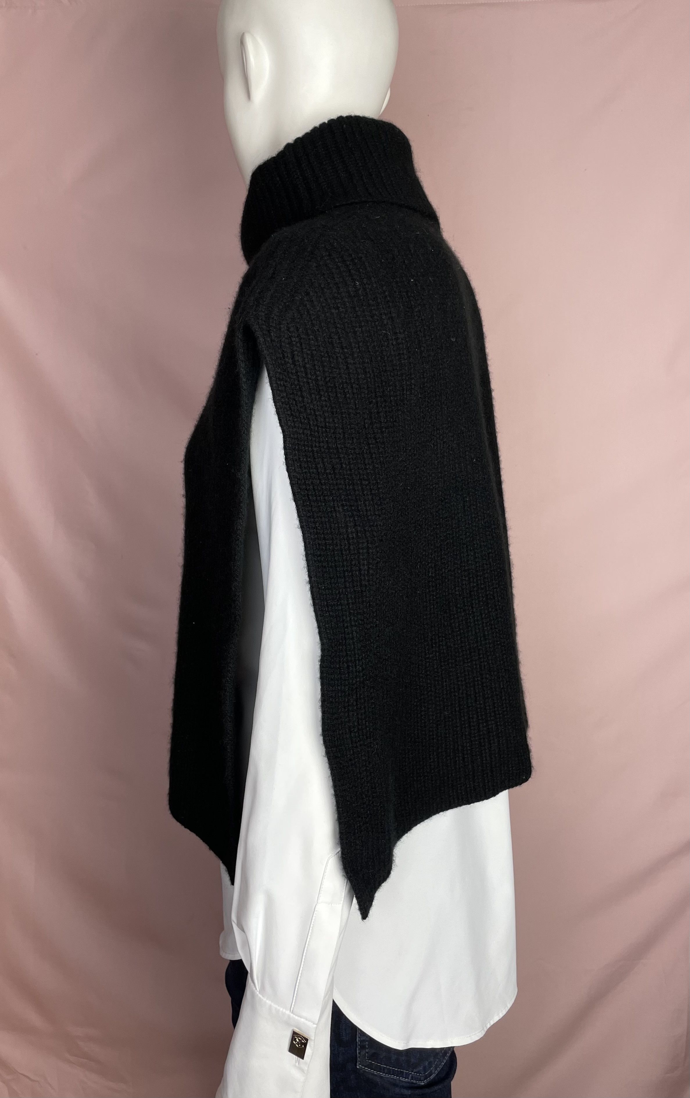 Cos COS Open-Side Cashmere Vest Black Size ONE SIZE - 5 Thumbnail