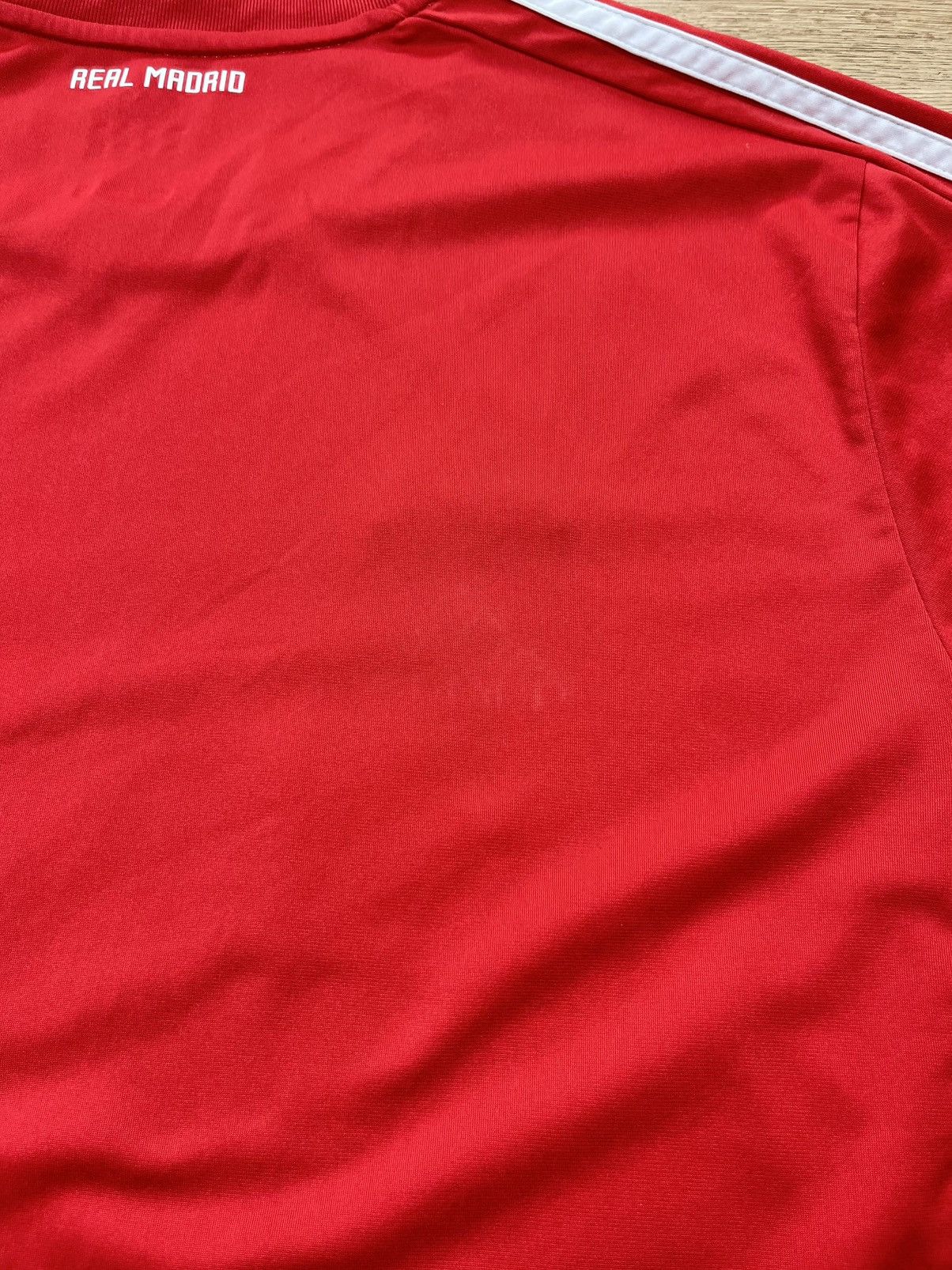 Adidas Adidas Real Madrid 2011-12 Third Kit Red T-Shirt Jersey Size US XL / EU 56 / 4 - 22 Thumbnail