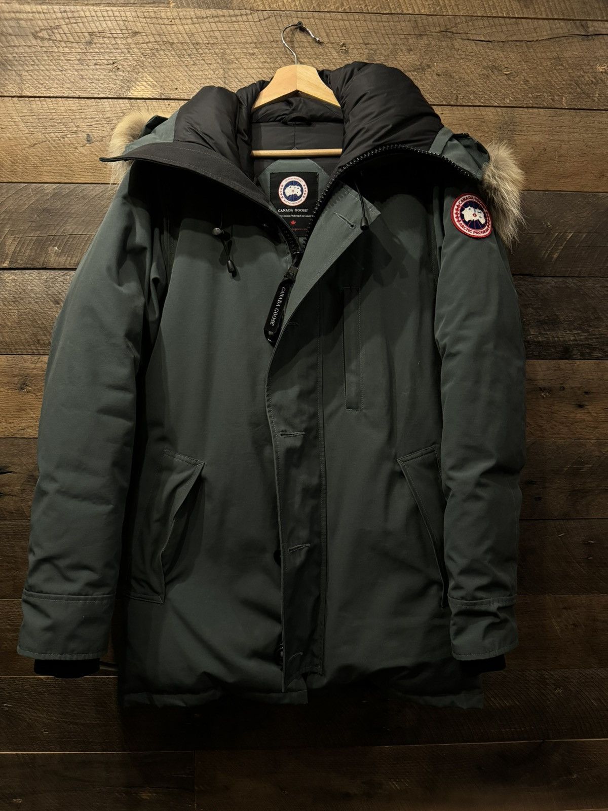 image of Canada Goose Chateau Parka in Green, Men's (Size Small)