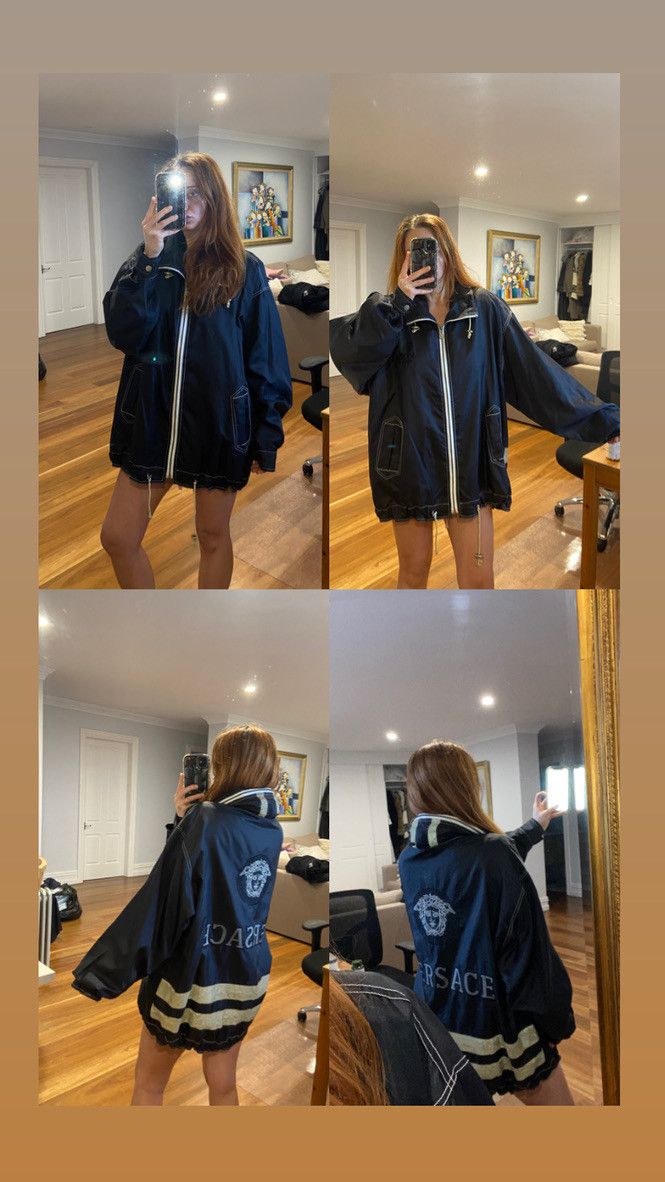 Versace Vintage Windbreaker Jacket Size US XL / EU 56 / 4 - 19 Thumbnail