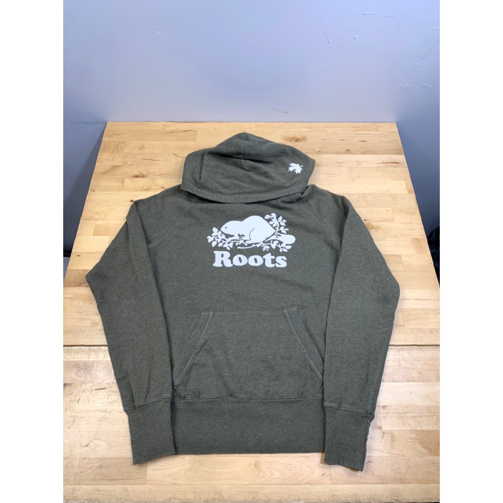 Roots Roots Canada Hoodie Womens XS Green Logo Pullover Casual Open to review? Size XS / US 0-2 / IT 36-38 - 5 Thumbnail
