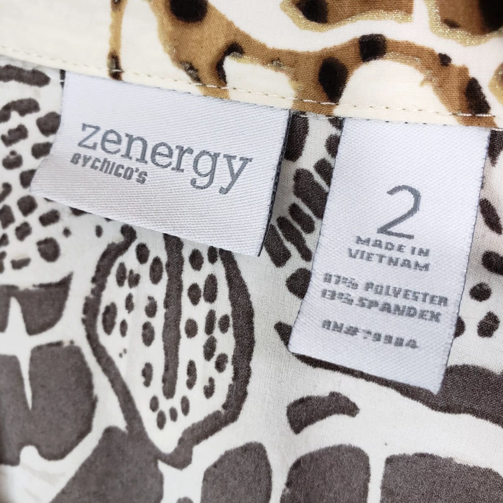Vintage Chicos Zenergy Womens Jacket L Brown Cream Floral Animal Print Jacket, 3/4 Sleeve, Snap Closure, Polyester, Basic Womens Jacket - Mens/ Womens? Size L / US 10 / IT 46 - 5 Thumbnail