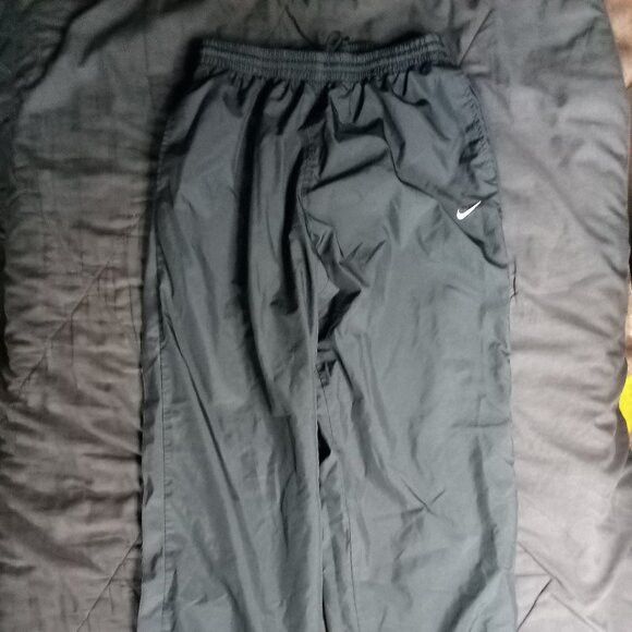 Nike Vintage Nike Small Swoosh Mesh Lined Wind Pants Joggers Size US 32 / EU 48 - 2 Thumbnail