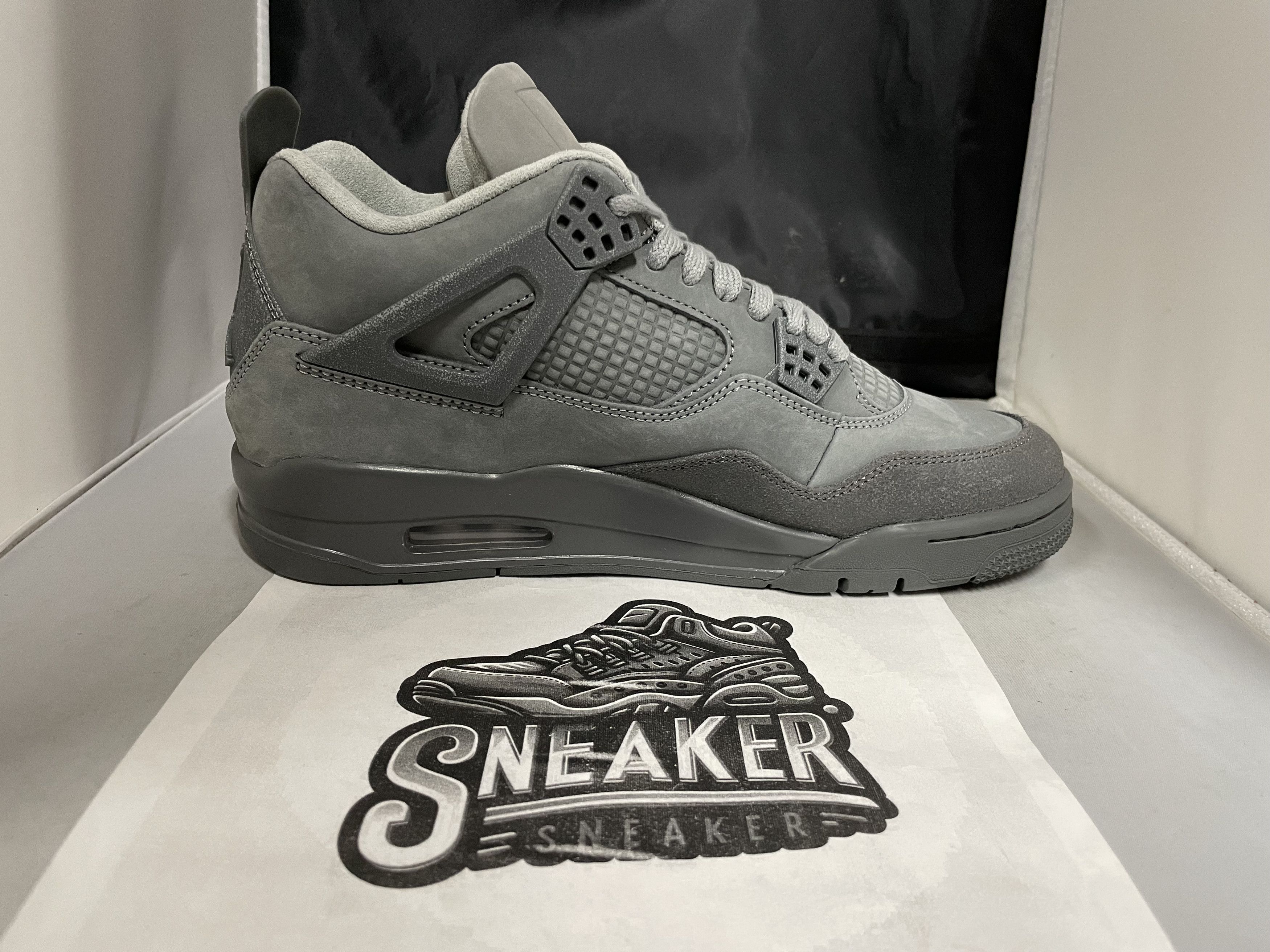 Jordan Brand Air Jordan 4 Retro SE 'Smoke Grey/Iron Grey' FQ7928 001 Size US 9.5 / EU 42-43 - 2 Thumbnail