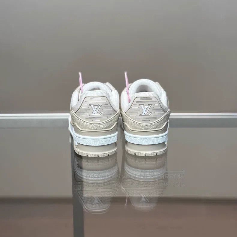 Louis Vuitton Louis Vuitton Trainer 25 New White Denim shoes Size US 6 / IT 36 - 4 Thumbnail