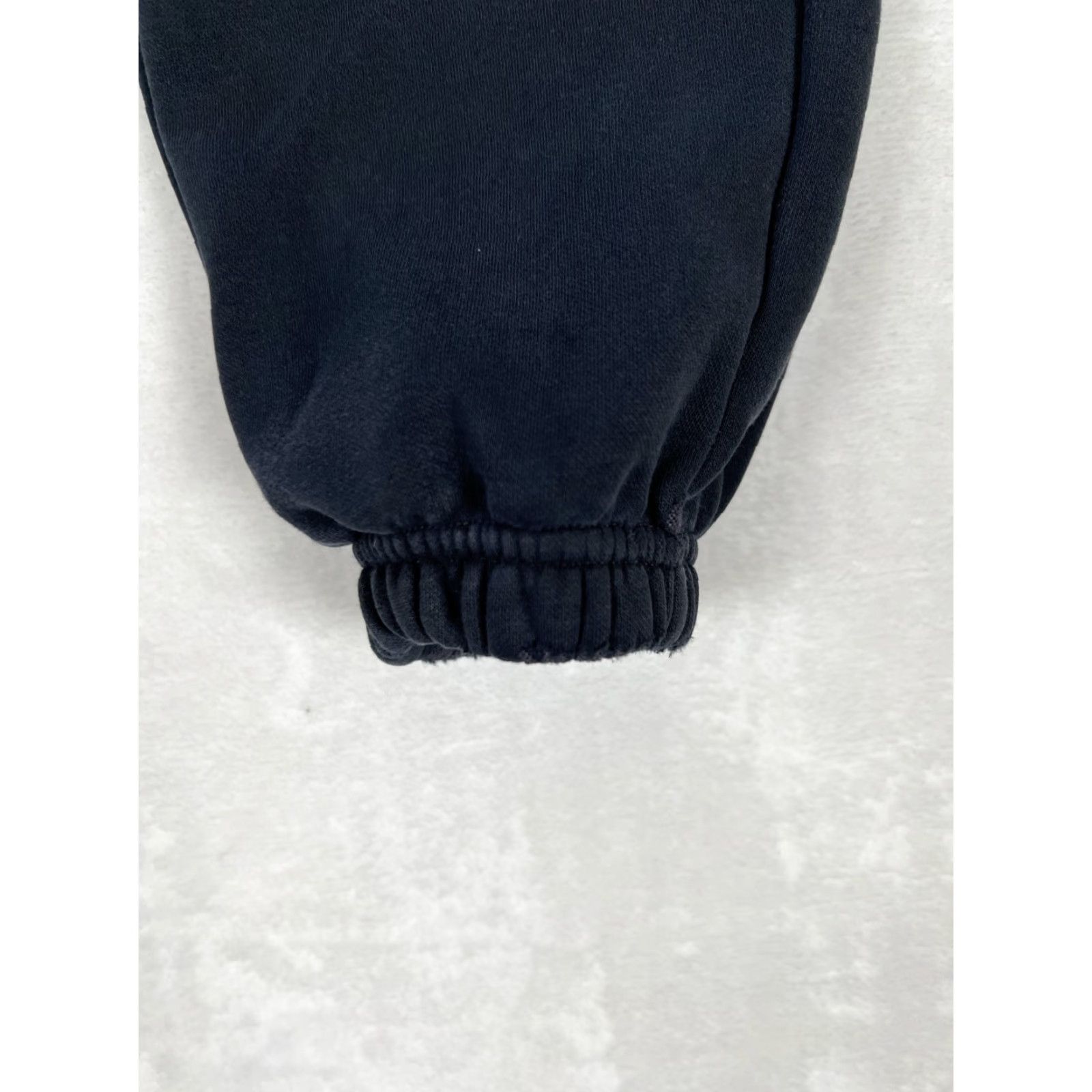 Fabletics Fabletics Sweatpants Women’s XS Black Jogger Pockets Drawstring Workout Gym Size 26" / US 2 / IT 38 - 4 Thumbnail