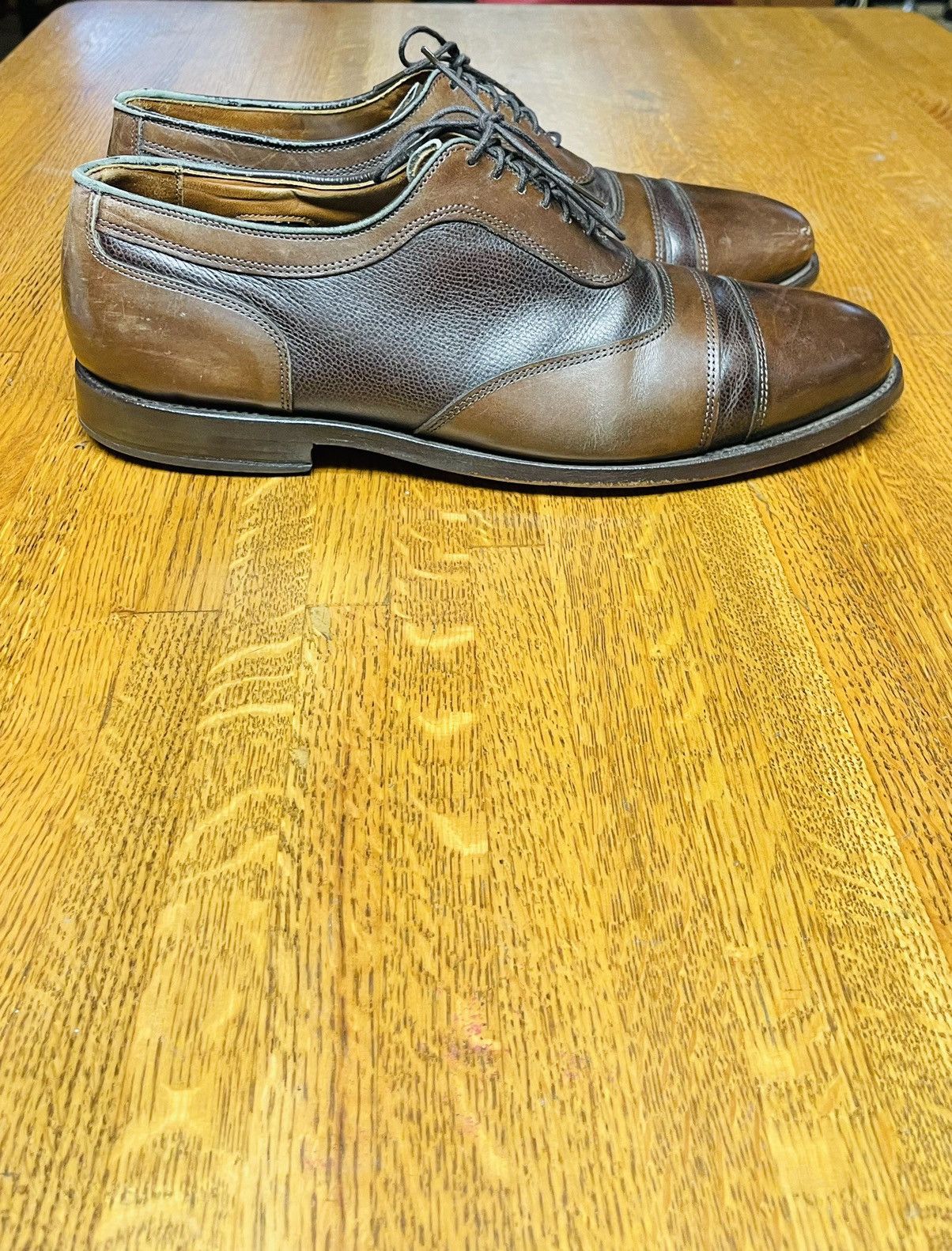Allen Edmonds Allen Edmonds “Windhall” Men’s Brown Oxfords Dress Shoes Size US 10 / EU 43 - 3 Thumbnail