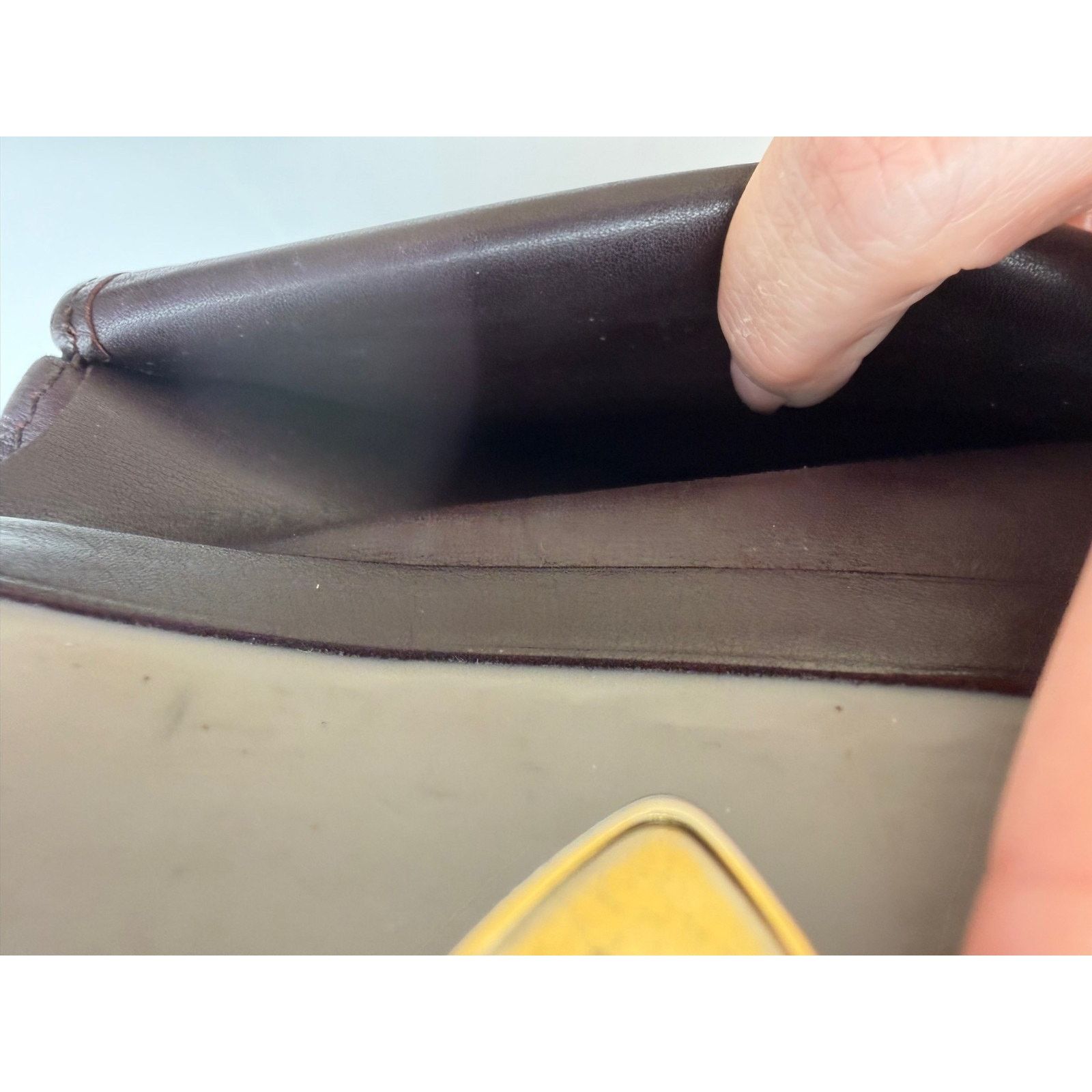 Louis Vuitton LOUIS VUITTON Koala Wallet Vernis Leather Amarante COA INCL Size ONE SIZE - 9 Thumbnail
